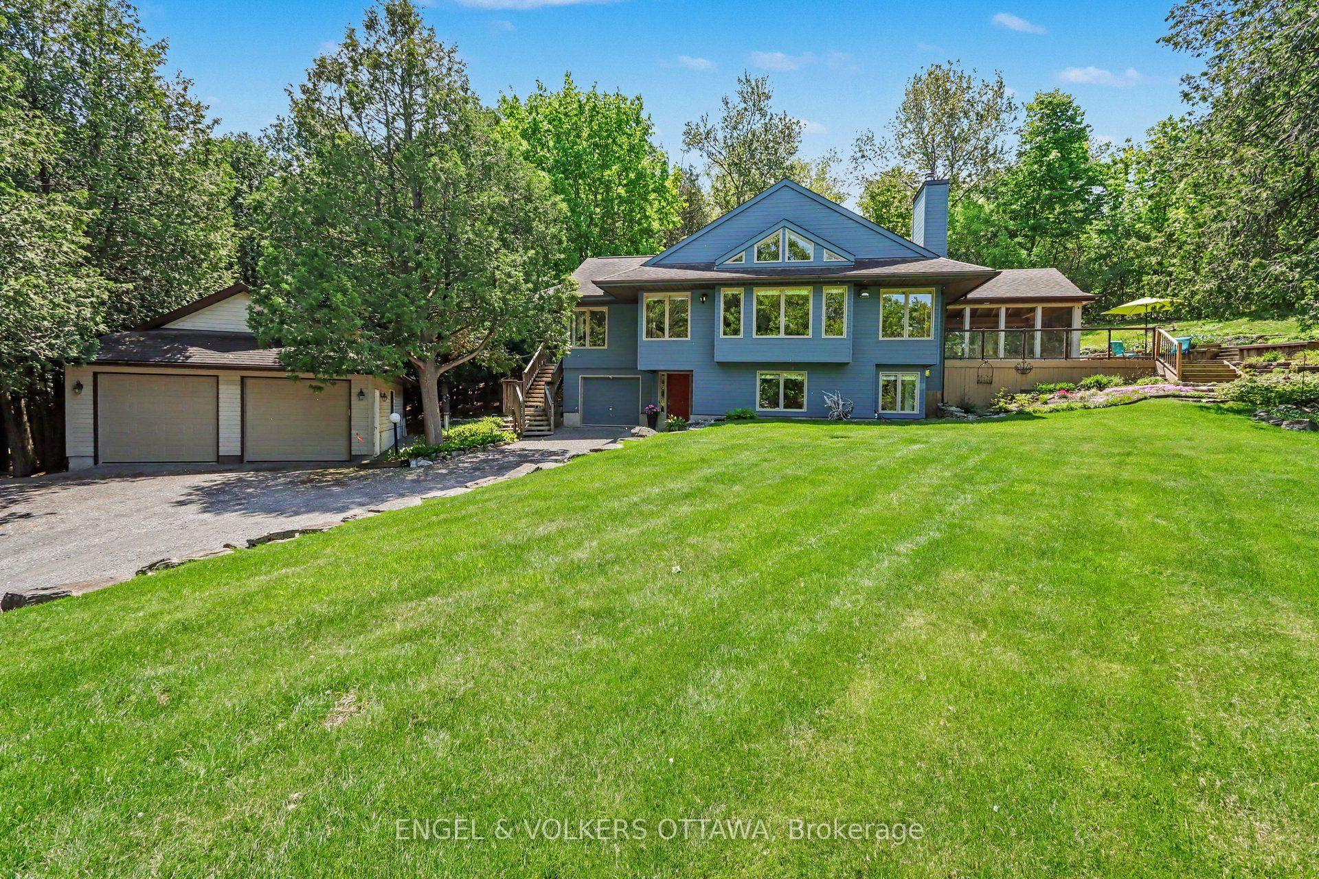 4637 Northwoods Drive — photo 1