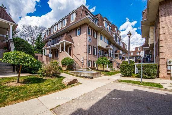 52 Sidney Belsey Crescent 204 #204, Toronto — Condo Town for sale, photo 1