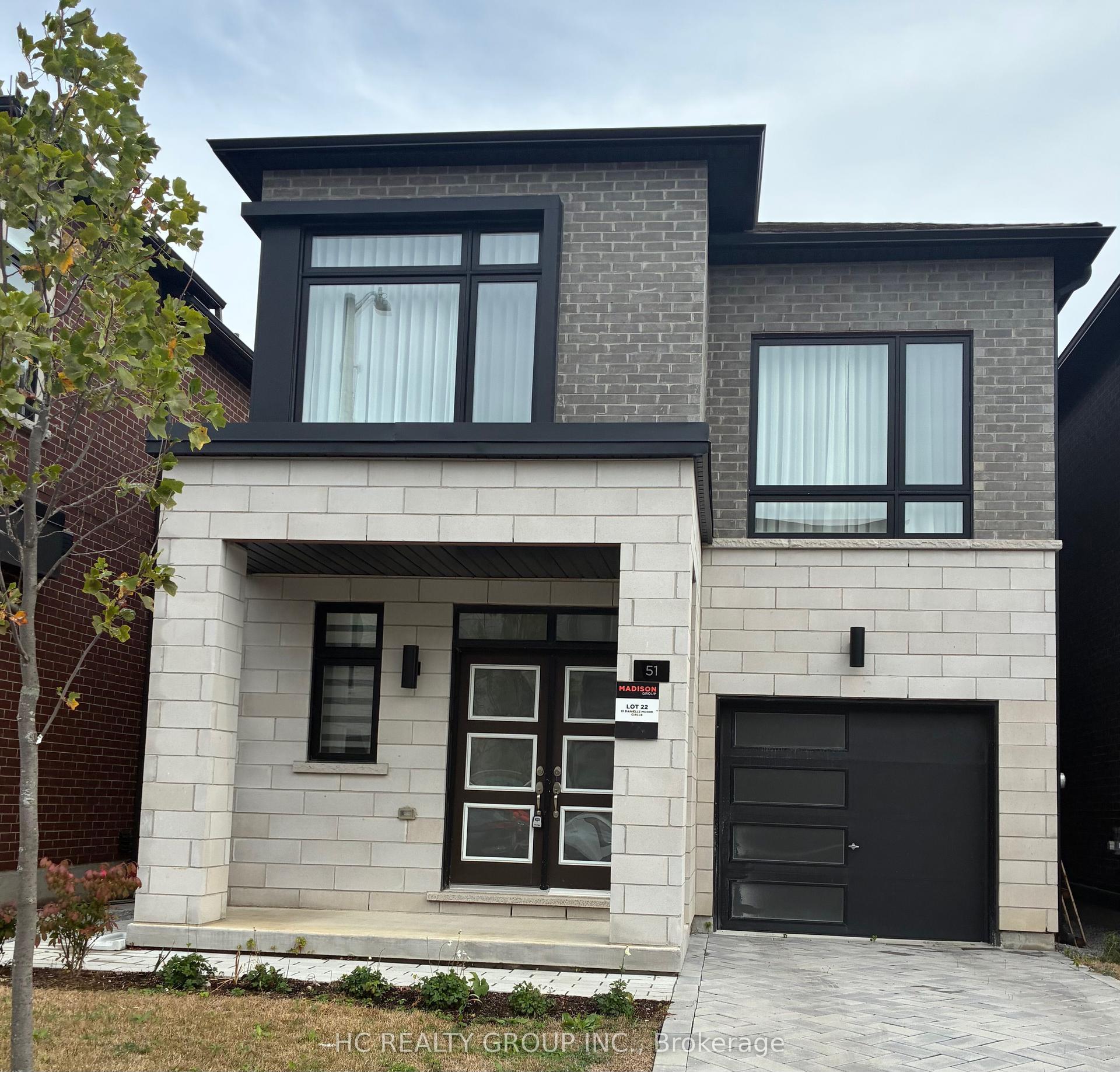 51 Danielle Moore Circle, Toronto — Detached for lease, photo 1