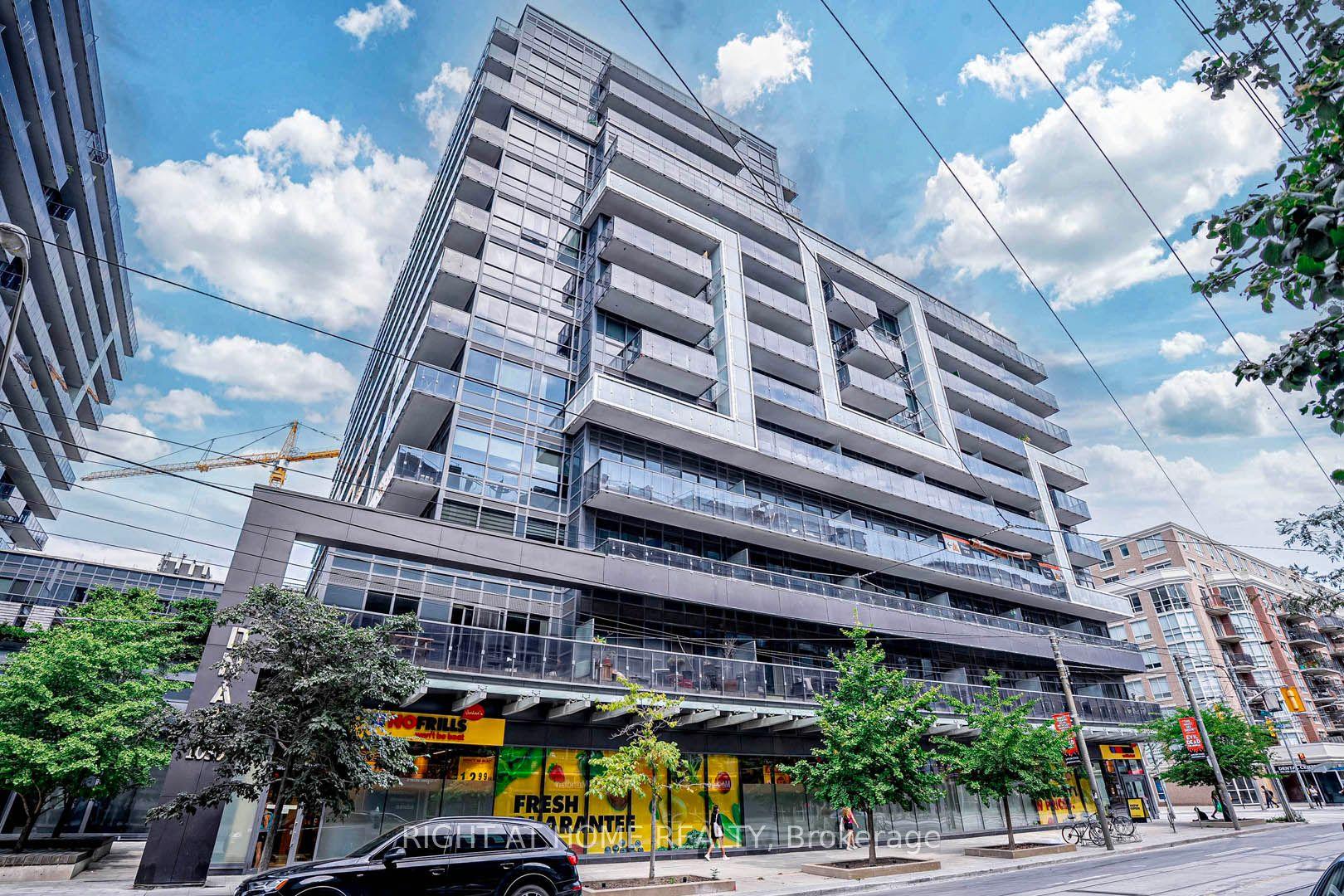 1030 King Street W 802 #802 — photo 1