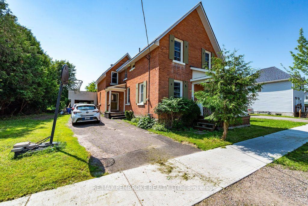 459 Somerset Street, Pembroke — Detached for sale, photo 1