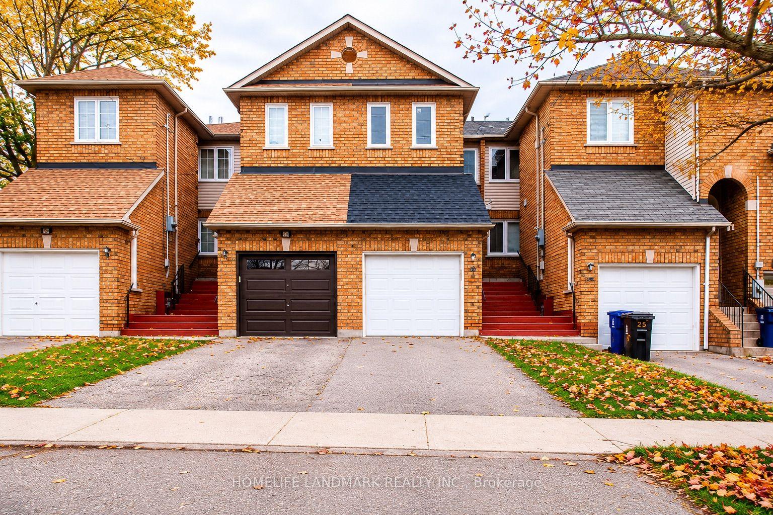 25 Warner Avenue — photo 1