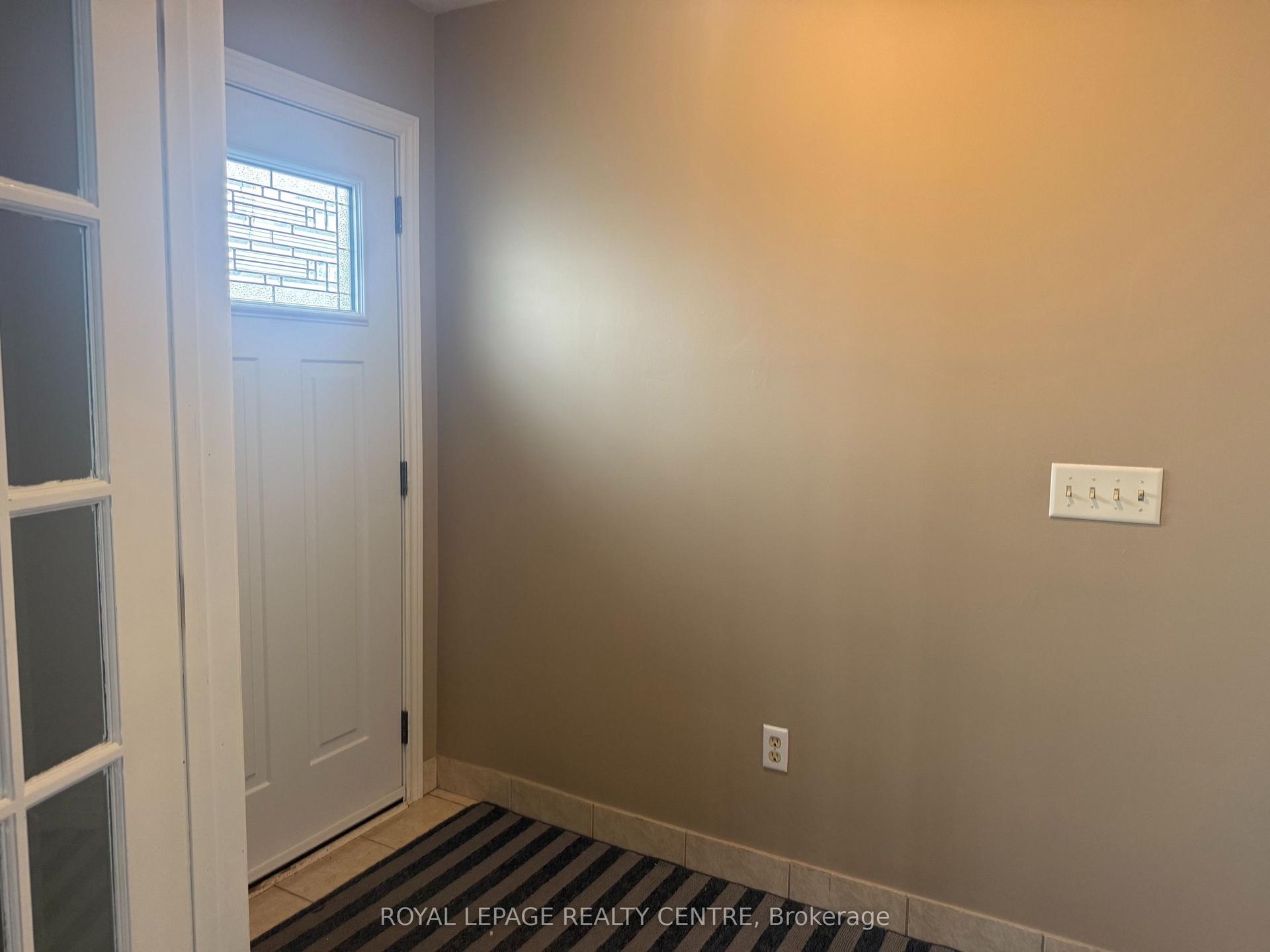 358 Derry Road West Road, Mississauga — Detached for lease, photo 1