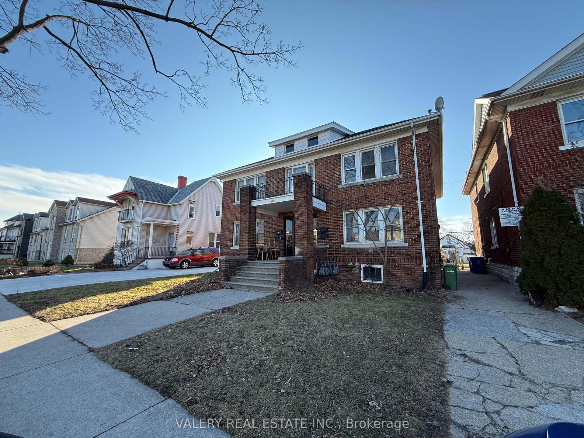 1093 Howard Avenue 4 #4 — photo 1