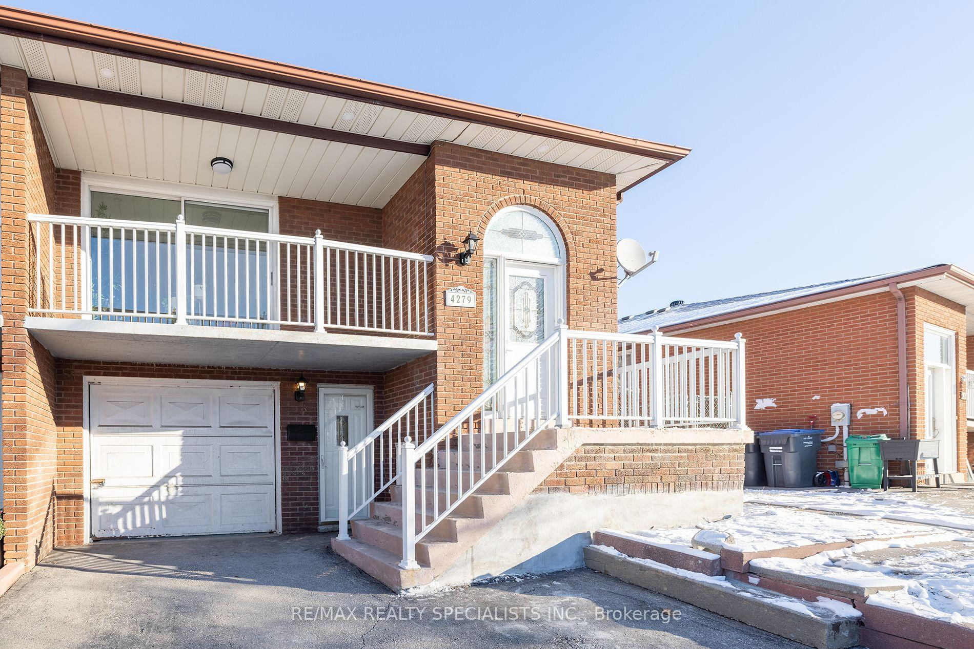 4279 Woodington Drive, Mississauga — Semi-Detached for lease, photo 1