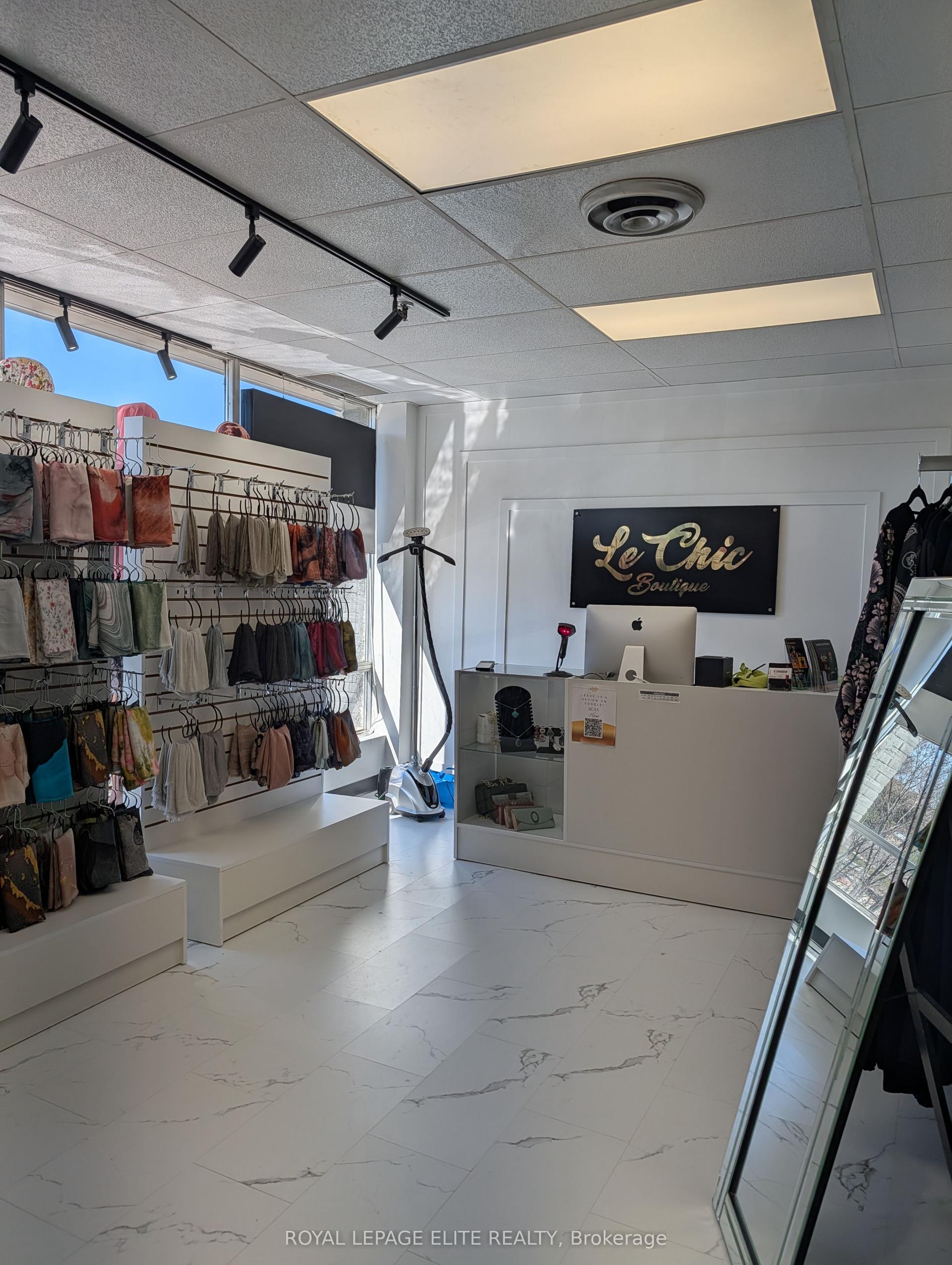 700 DUNDAS Street E 202 #202 — photo 1