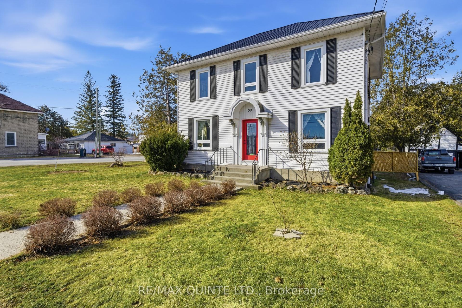 39 Trent Street N — photo 1