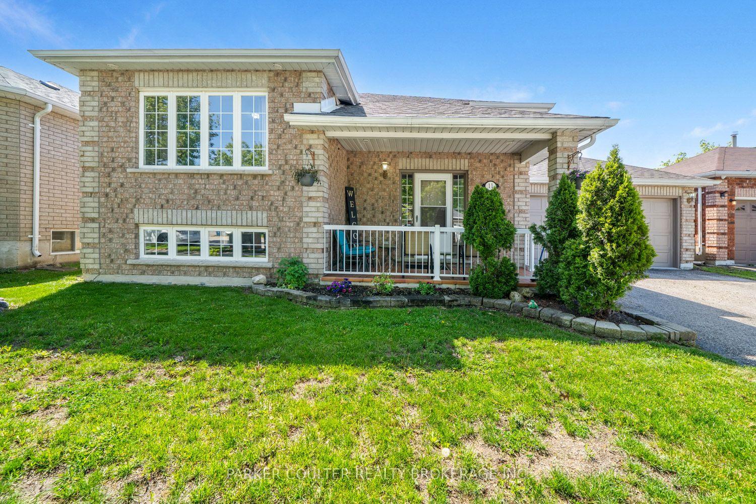 11 Watson Drive — photo 1