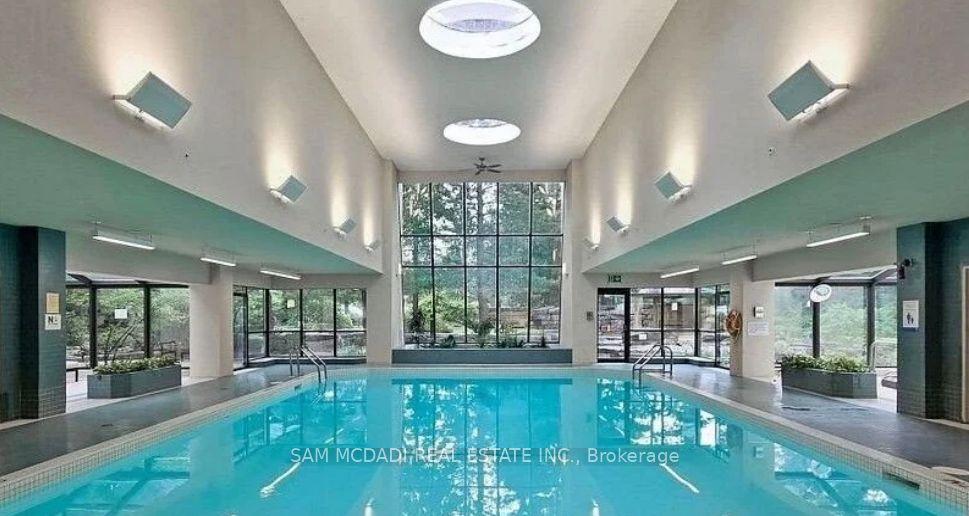 24 Hanover Road 2205 #2205 — photo 1