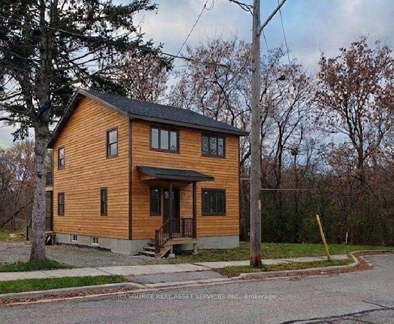 85 Hall Street — photo 1