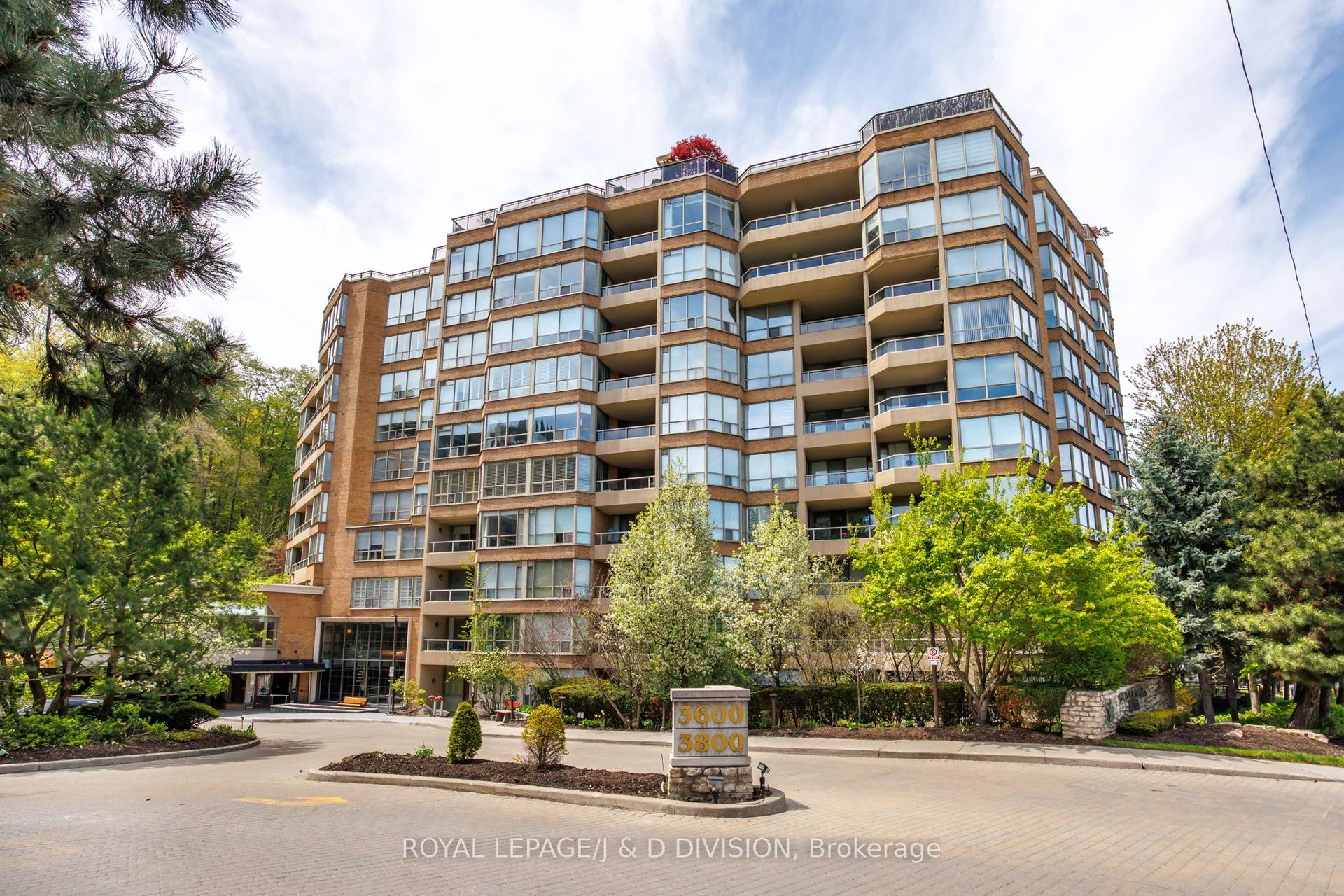 3800 Yonge Street 302 #302 — photo 1
