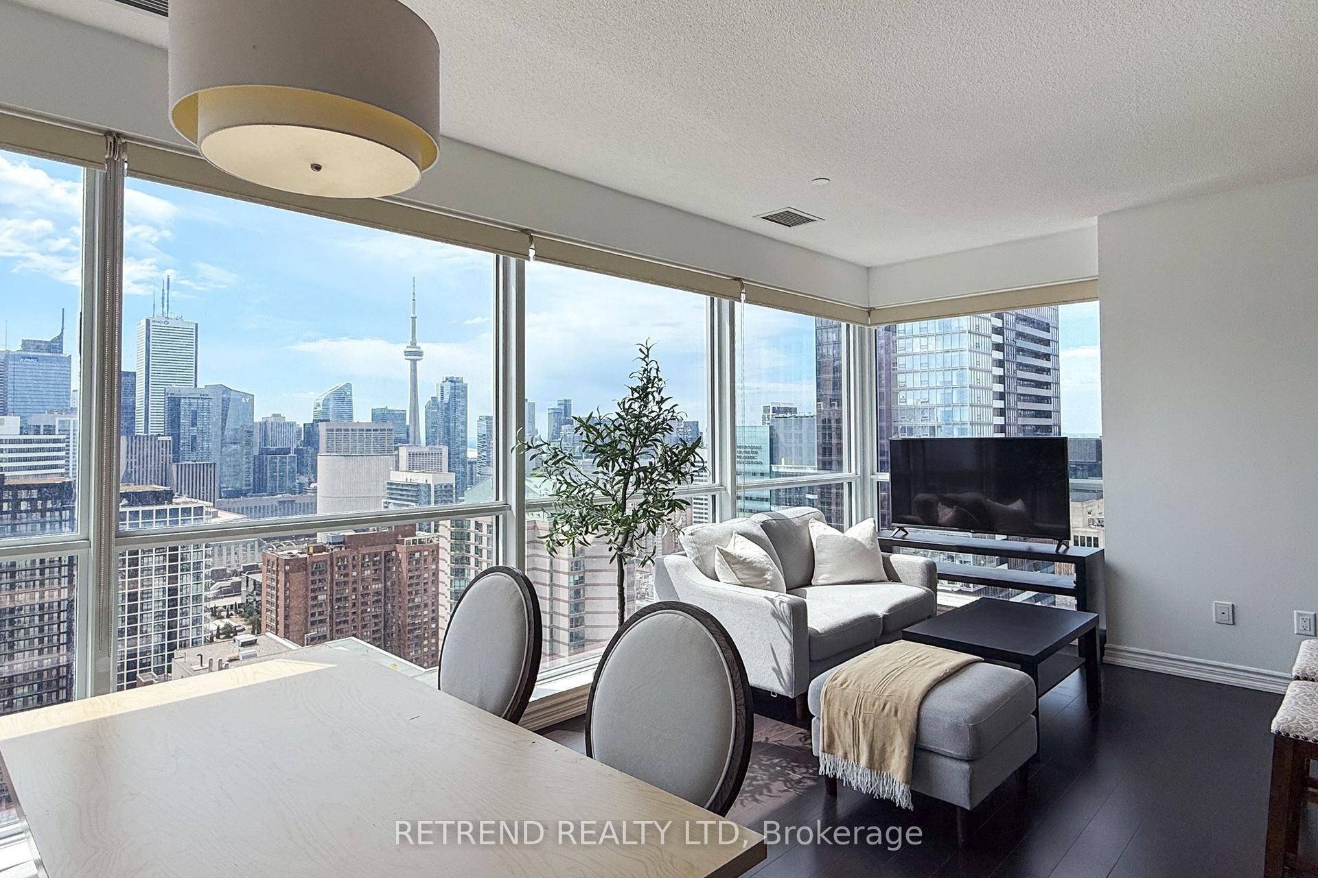 386 Yonge Street 3510 #3510 — photo 1