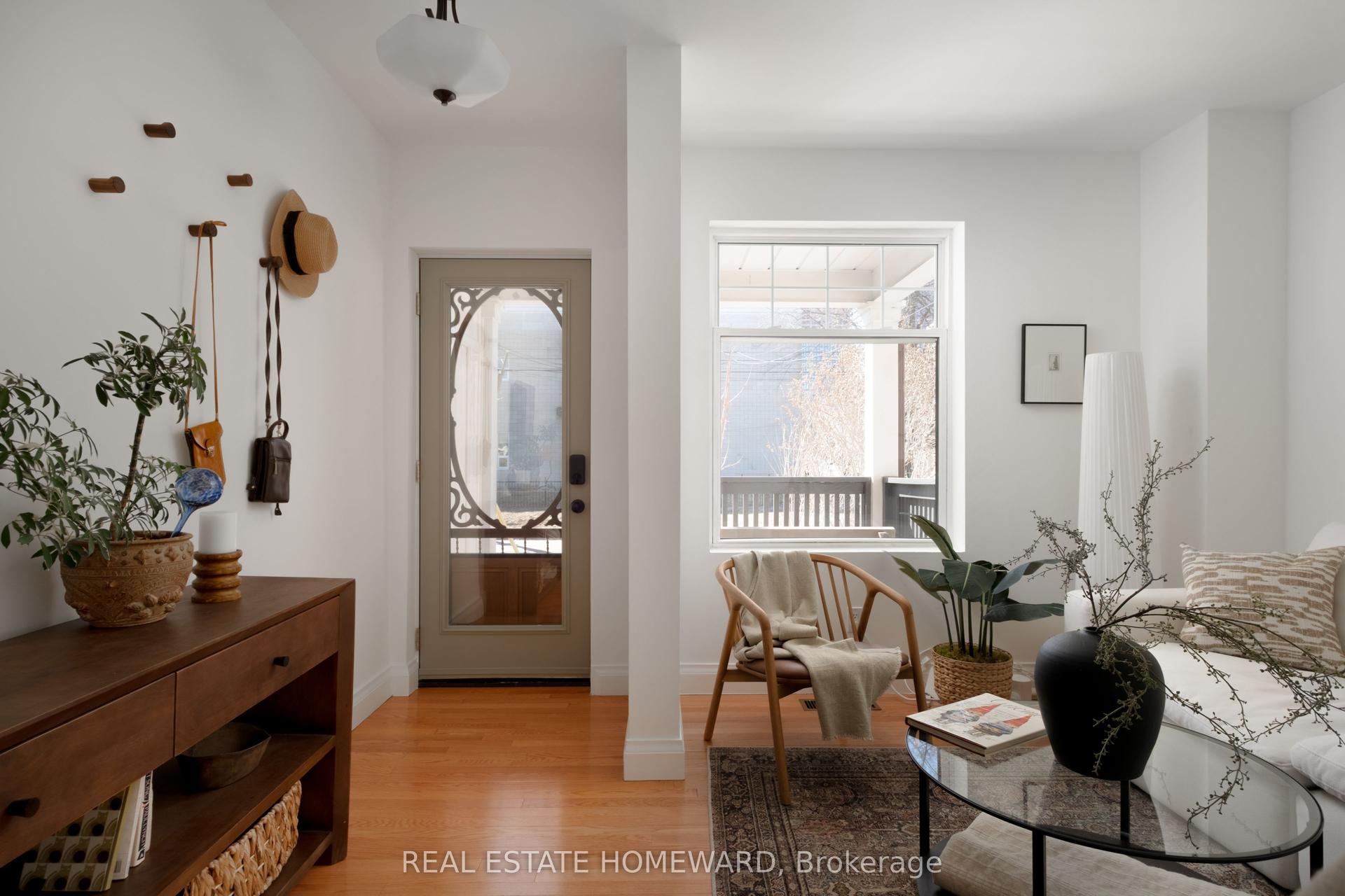 52 Balfour Avenue — photo 1
