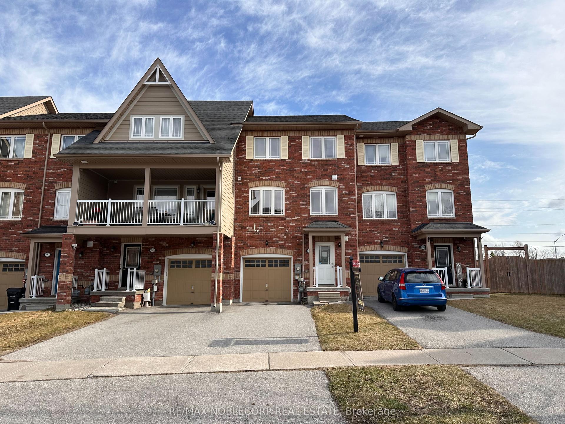 1287 Coleman Crescent — photo 1