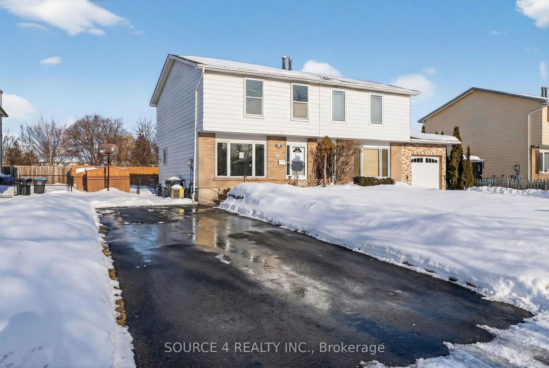 70 Griselda Crescent — photo 1