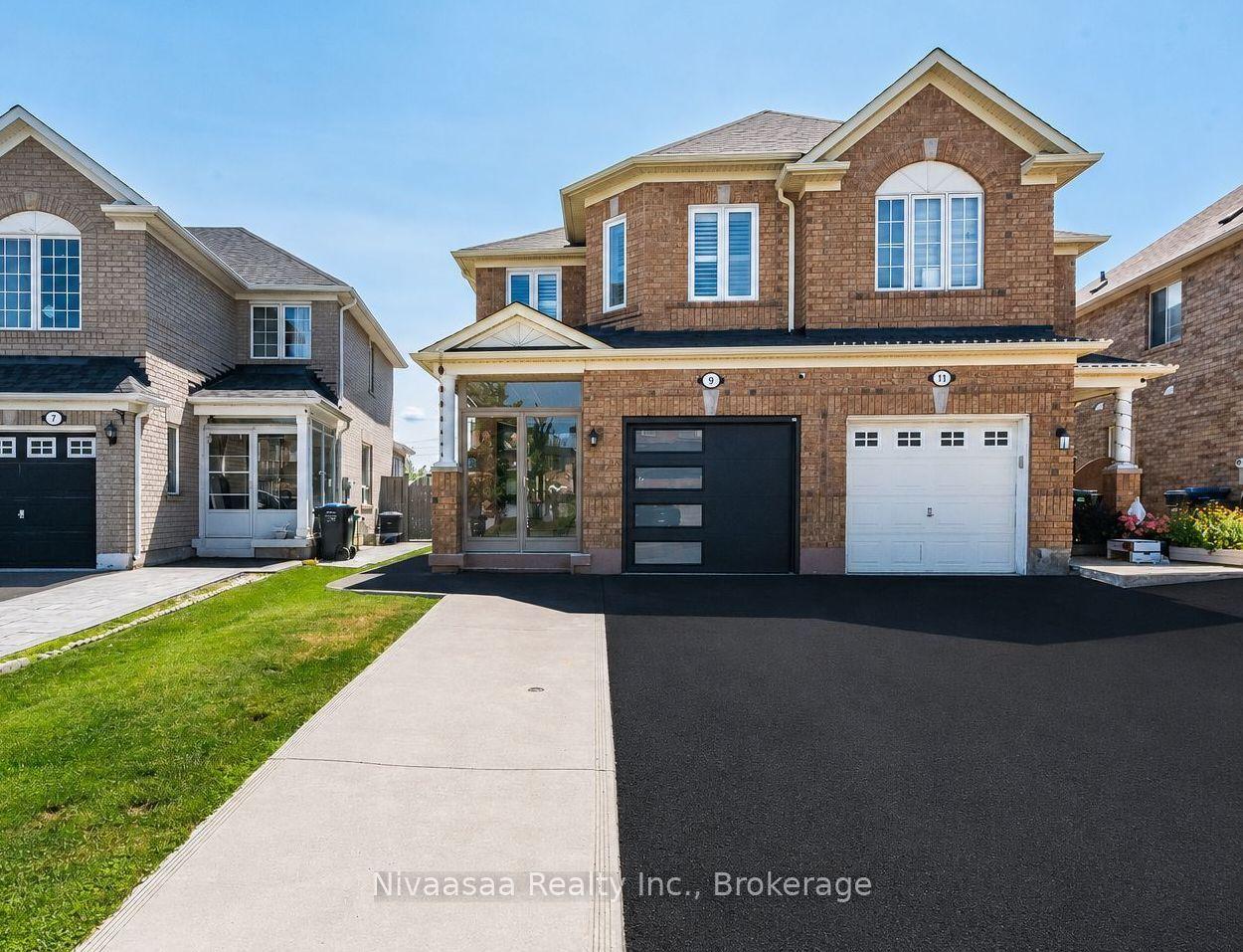 9 Parisian Road, Brampton — Semi-Detached for sale, photo 1