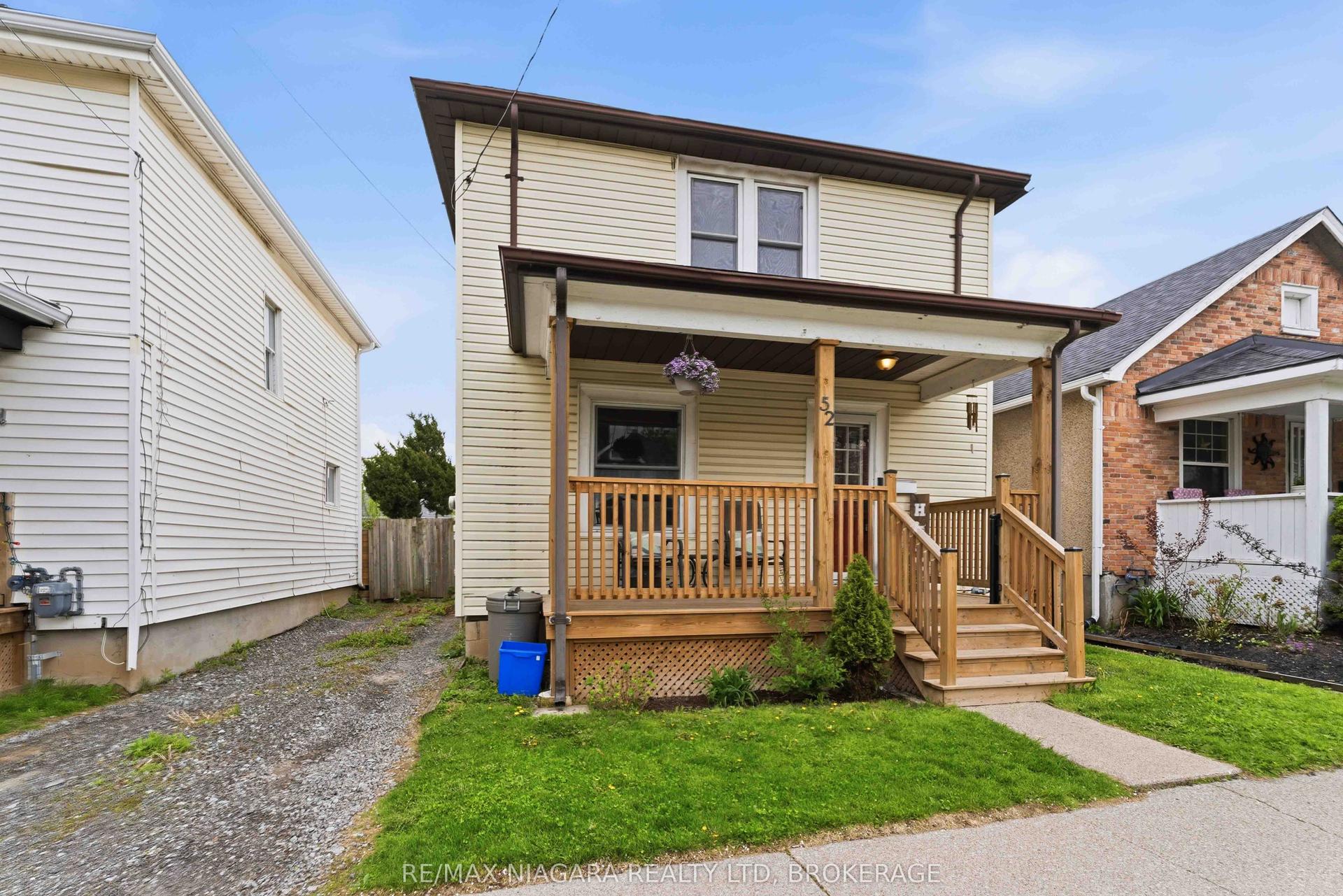 52 Berryman Avenue — photo 1