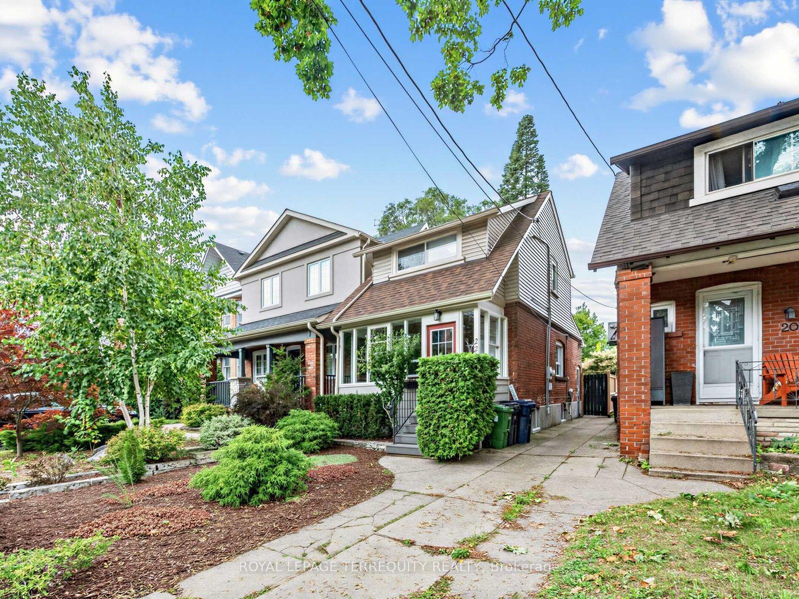 22 Montye Avenue, Toronto — Detached for sale, photo 1
