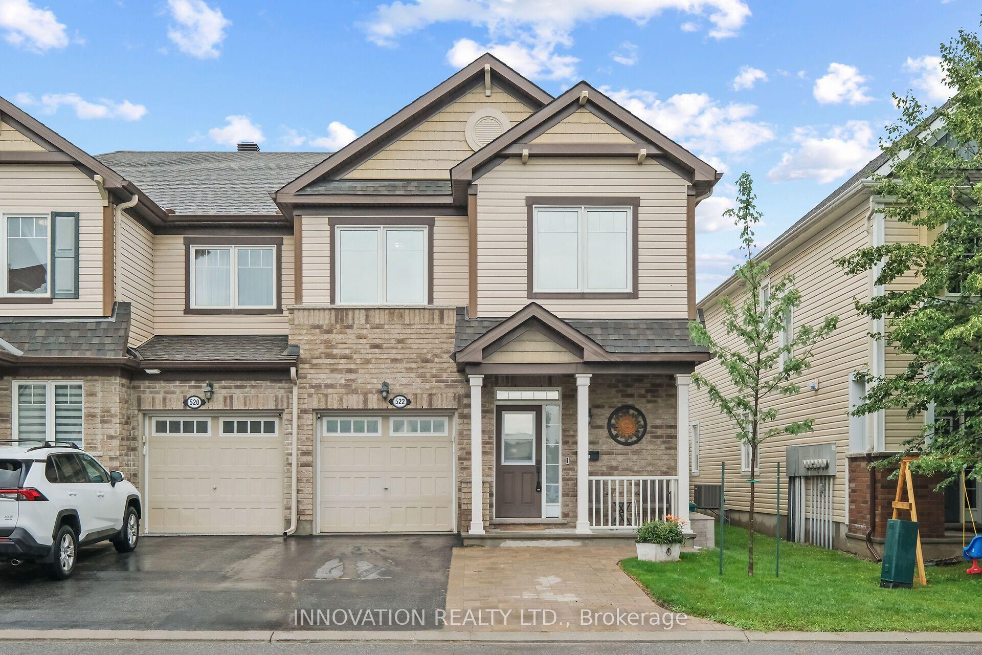 522 Meadowcreek Circle, Kanata — Townhouse for sale, photo 1