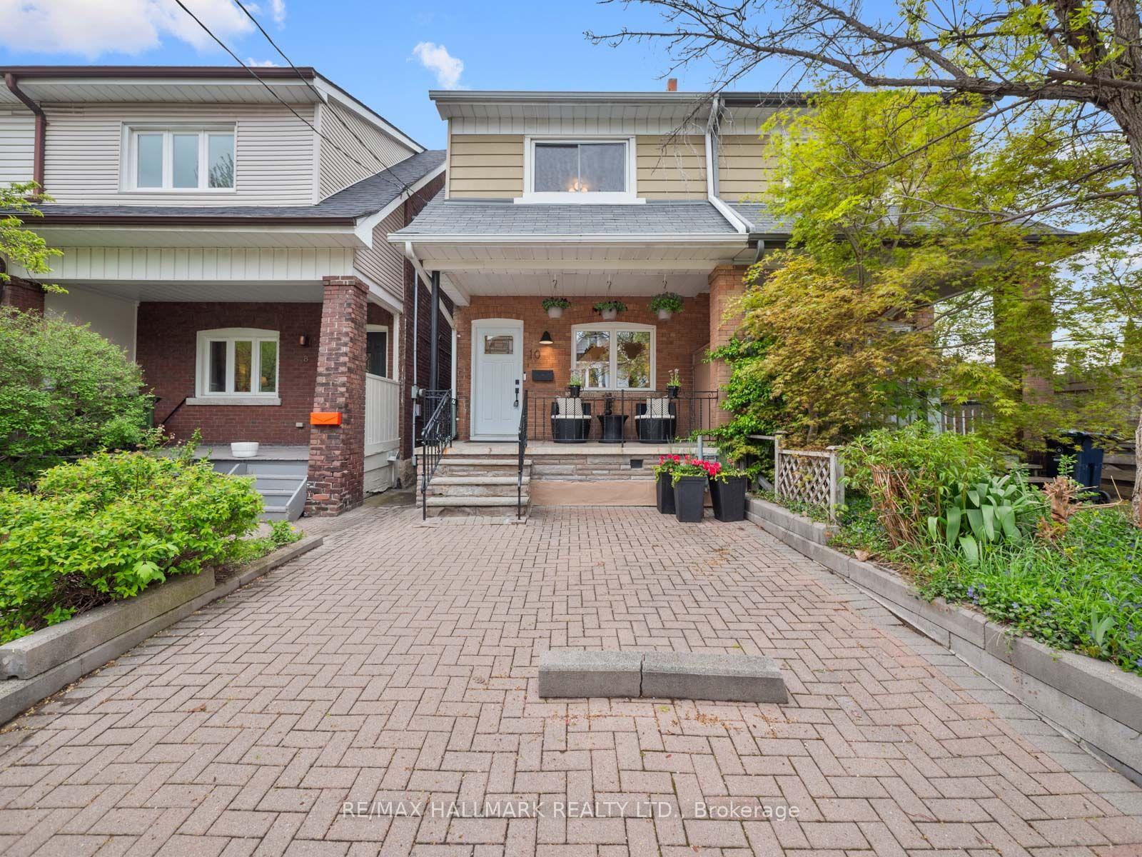 10 Ferrier Avenue — photo 1