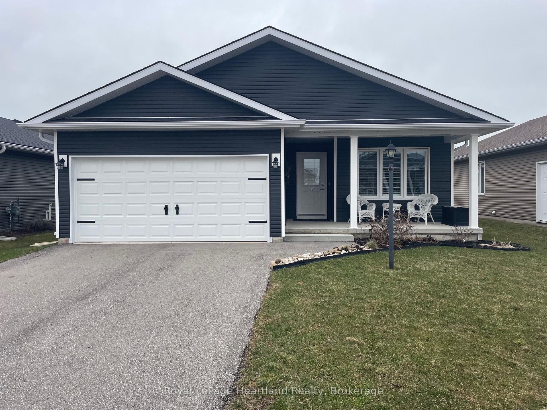 80 LAKE BREEZE Drive — photo 1