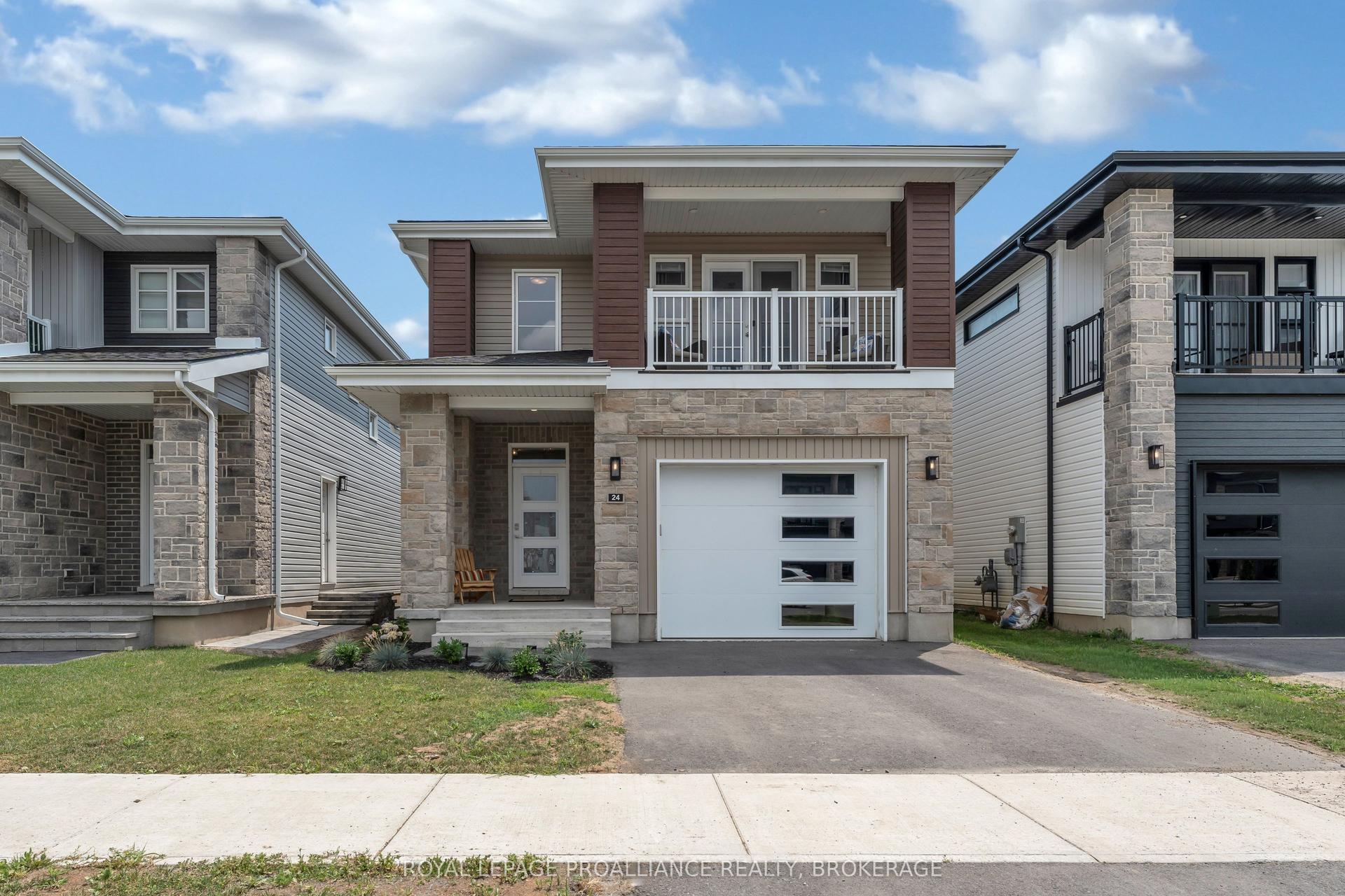 24 Waldon Pond Drive, Loyalist — Detached for sale, photo 1