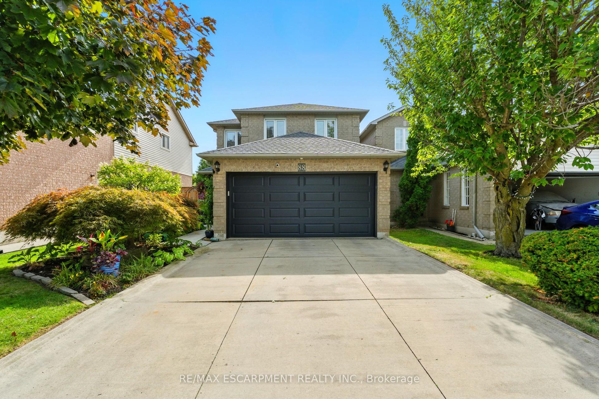 88 Grindstone Way — photo 1