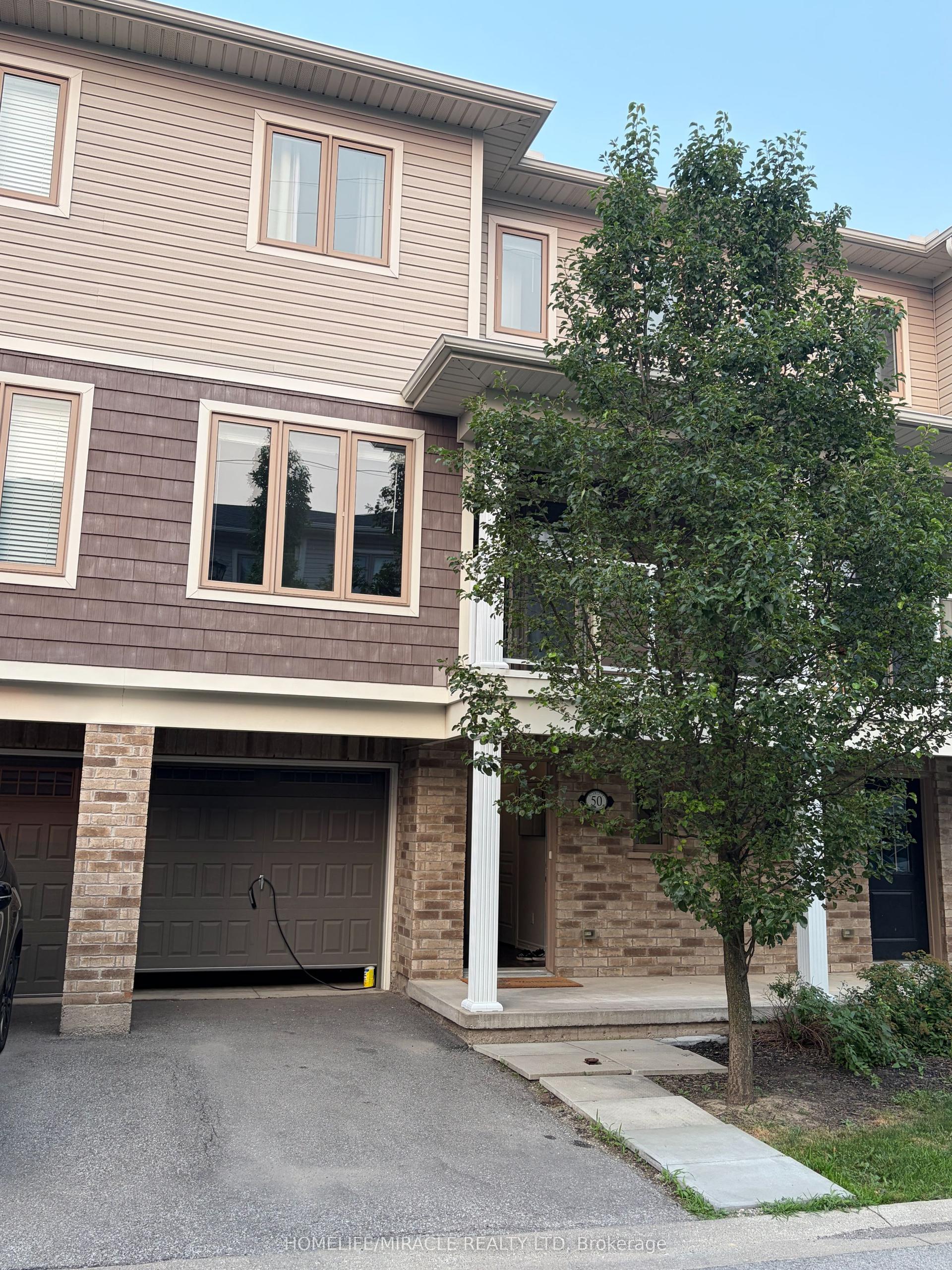 50 Scarlett Common 7 #7, St. Catharines — Condo Town for lease, photo 1