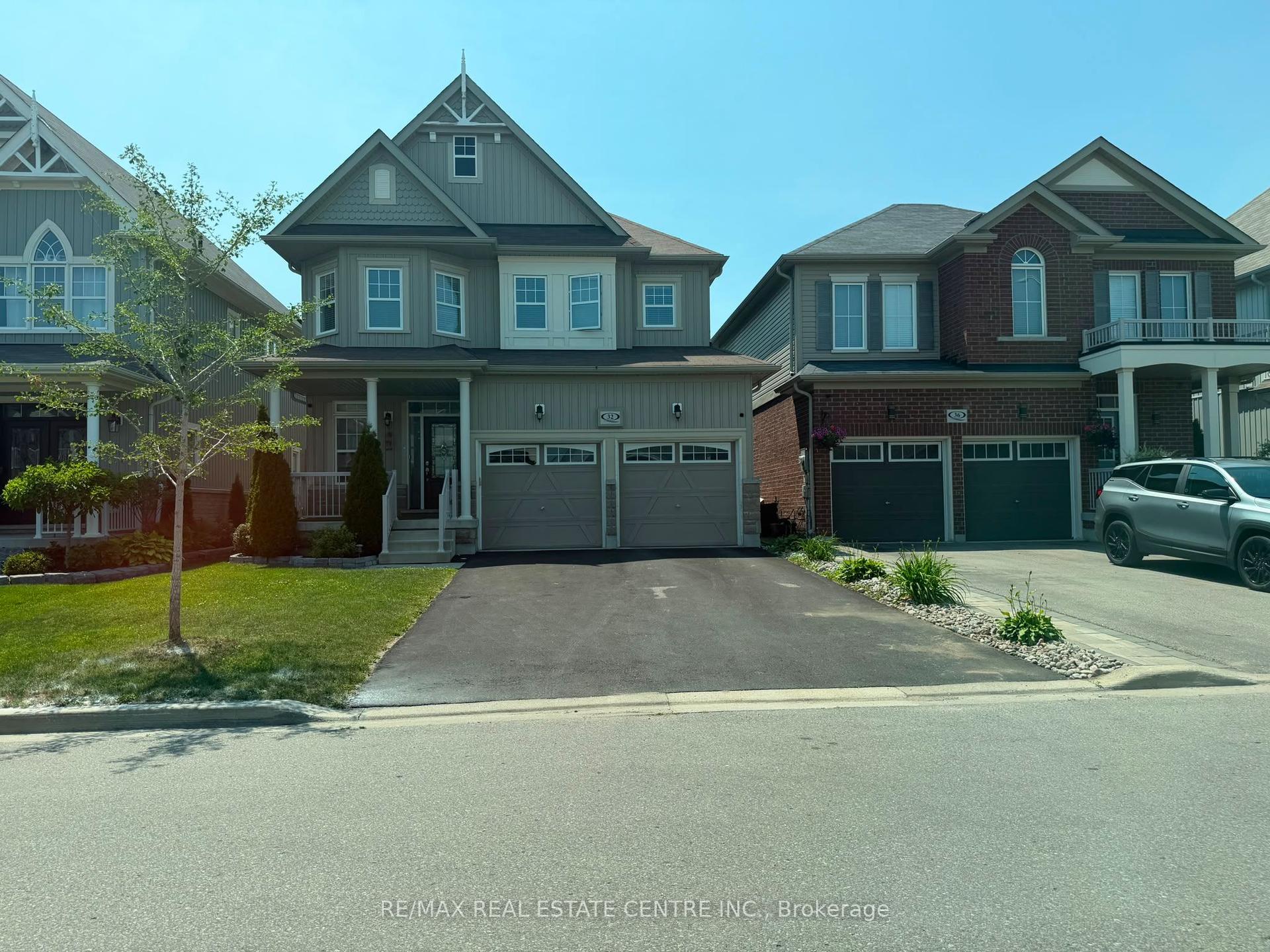 32 Ray Richards Street, Clarington — Detached for lease, photo 1