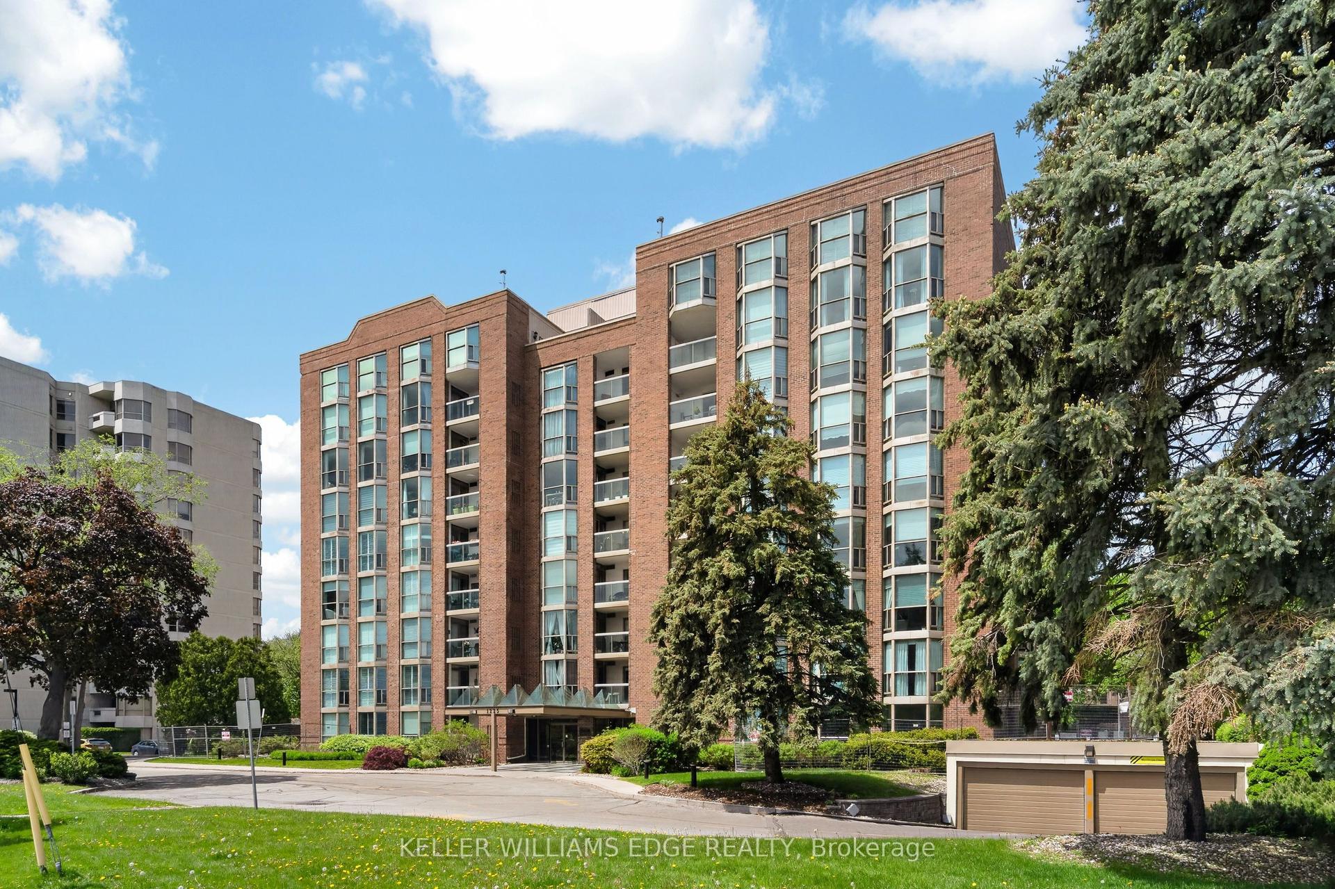 1225 North Shore Boulevard E 510 #510, Burlington — Condo for sale, photo 1