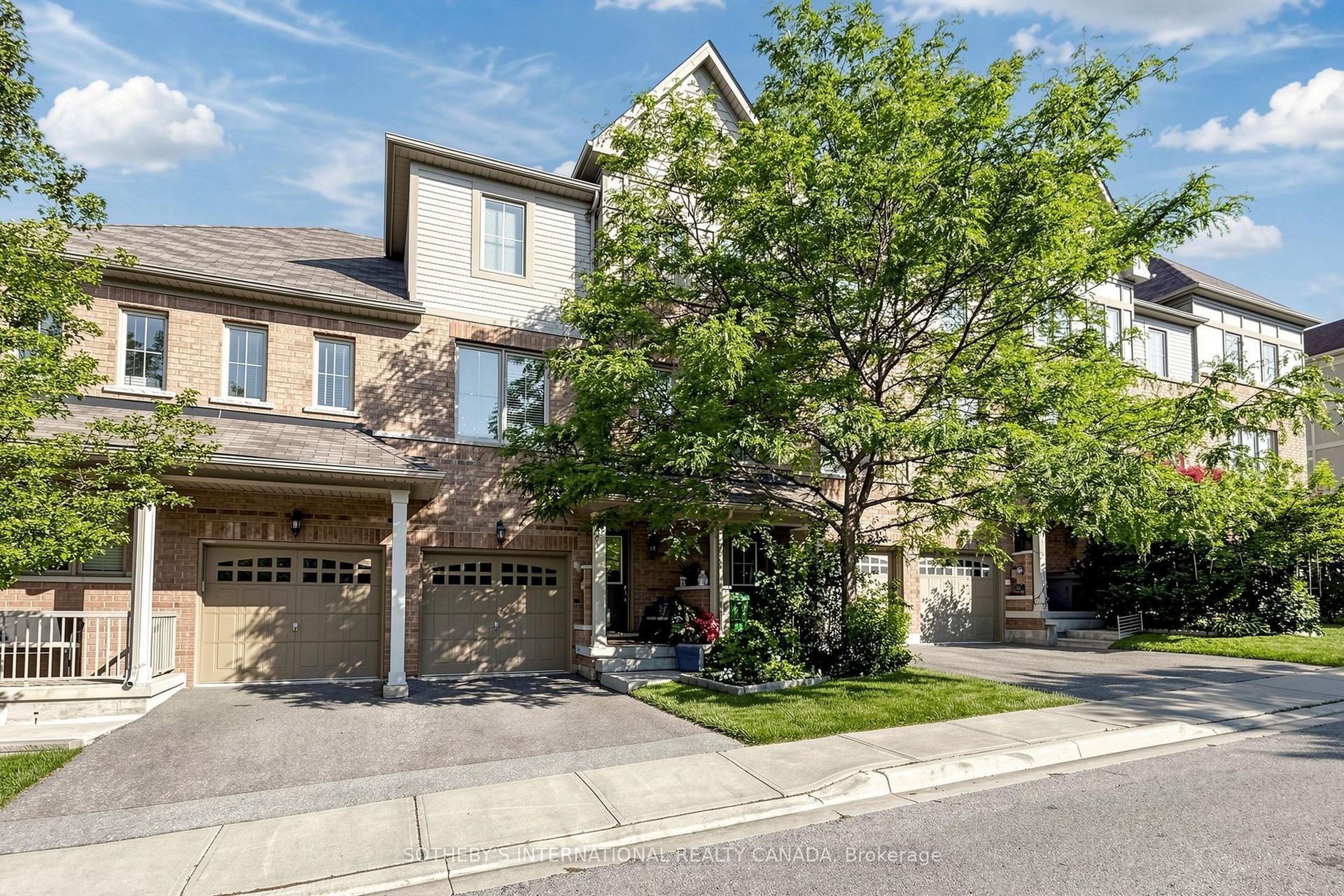 38 Cedar Lake Crescent, Brampton — Condo Town for sale, photo 1