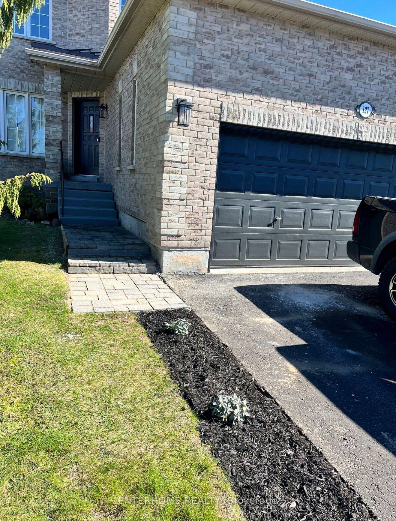 127 Birchwood Drive — photo 1