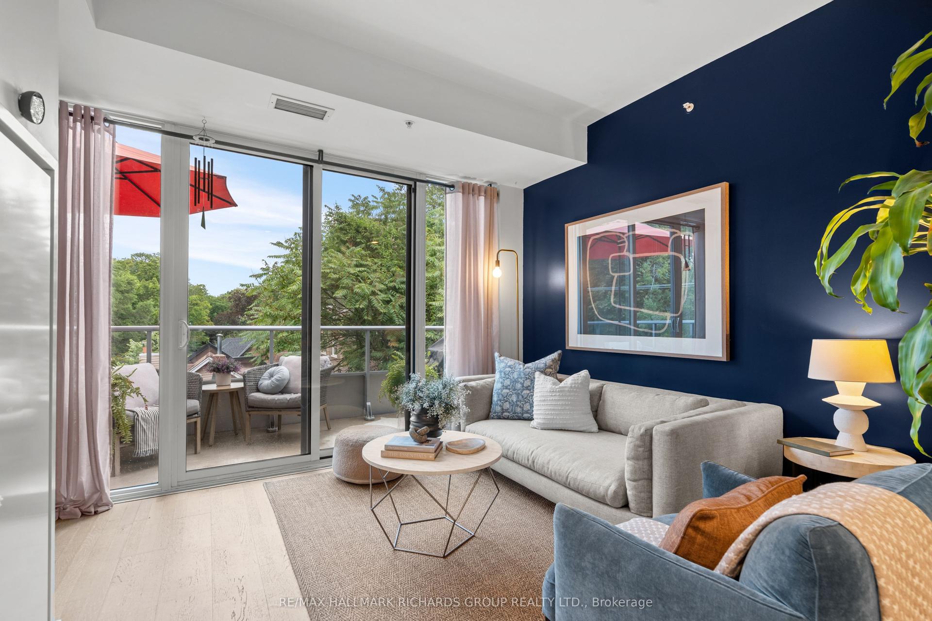 1960 Queen Street E 301 #301, Toronto — Condo for sale, photo 1
