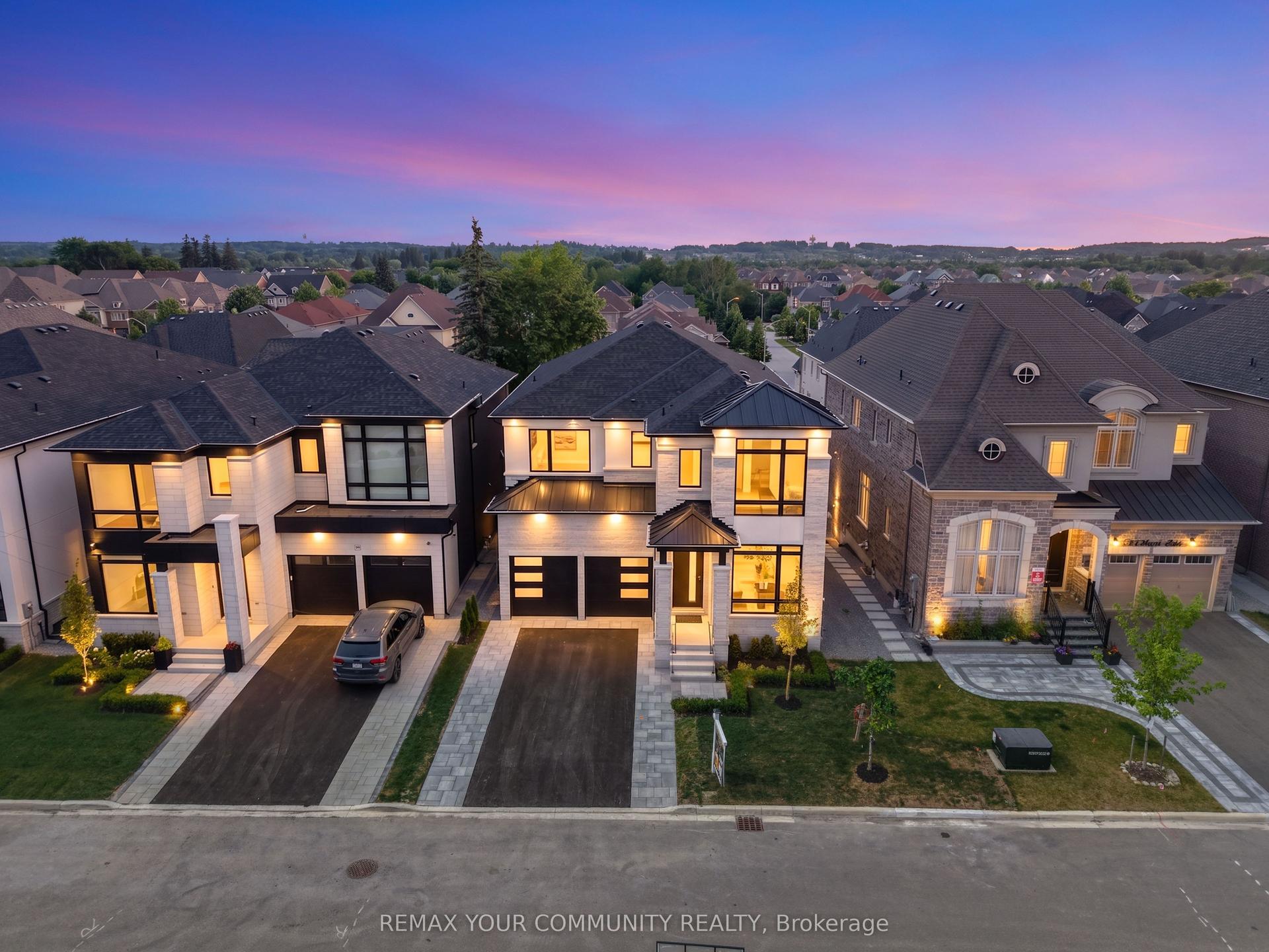 23 Menotti Drive, Richmond Hill — Detached for sale, photo 1