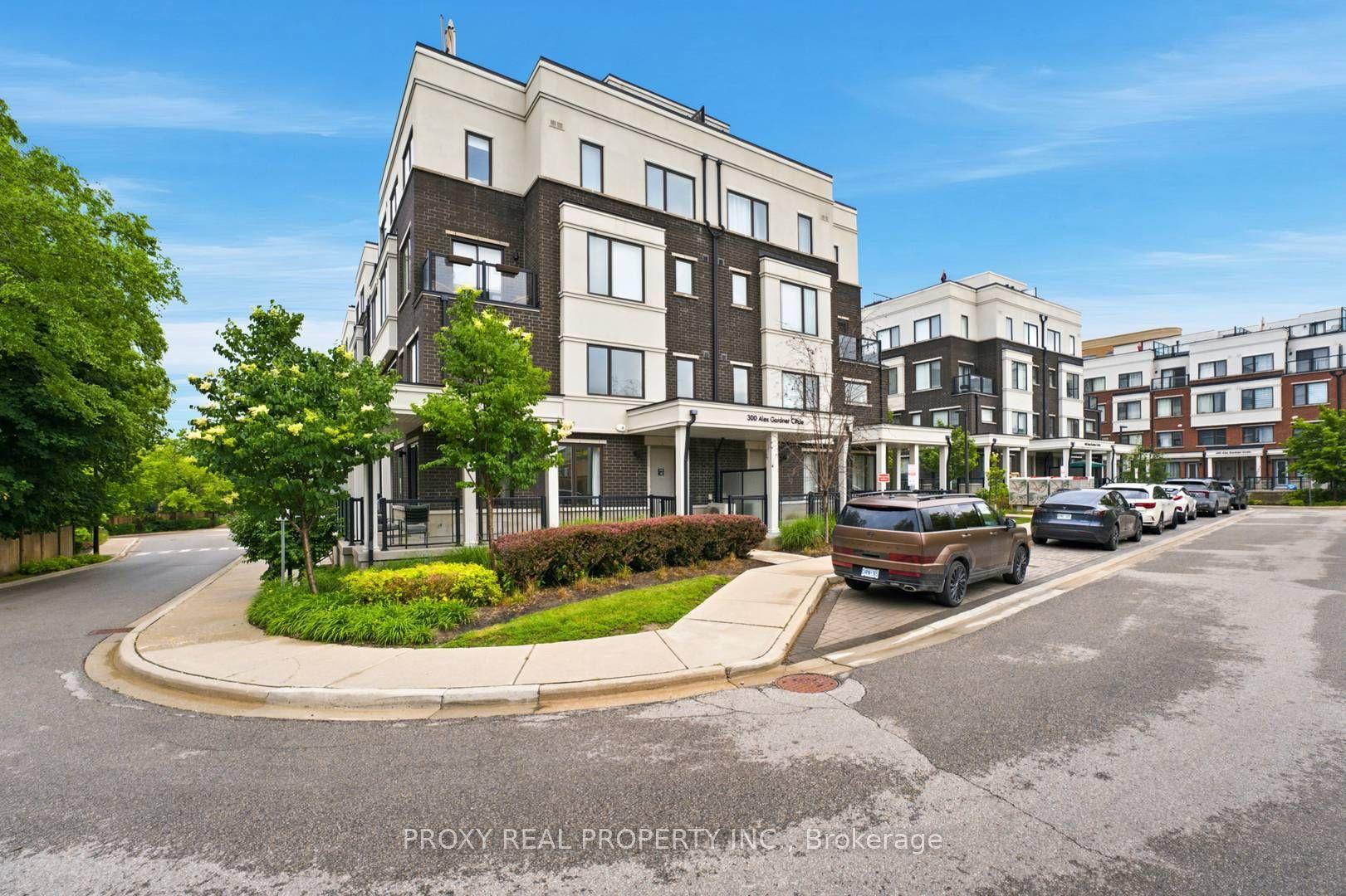 300 Alex Gardner Circle 41 #41, Aurora — Condo Town for sale, photo 1