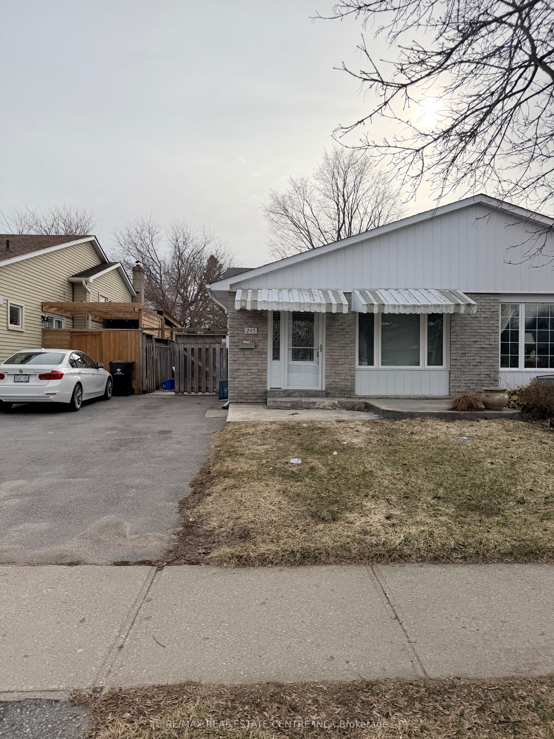 245 Heritage Drive — photo 1