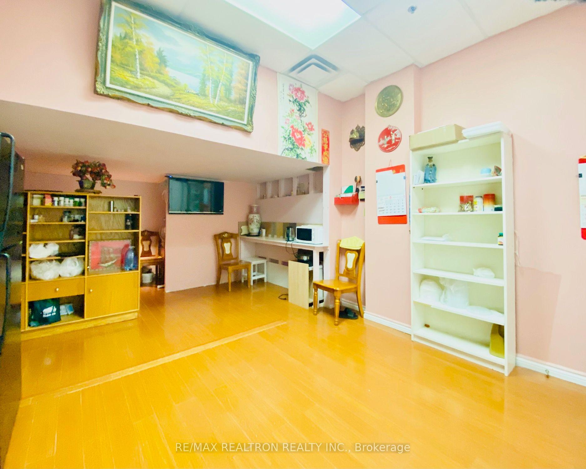 4168 Finch Avenue E G35 #G35 — photo 1