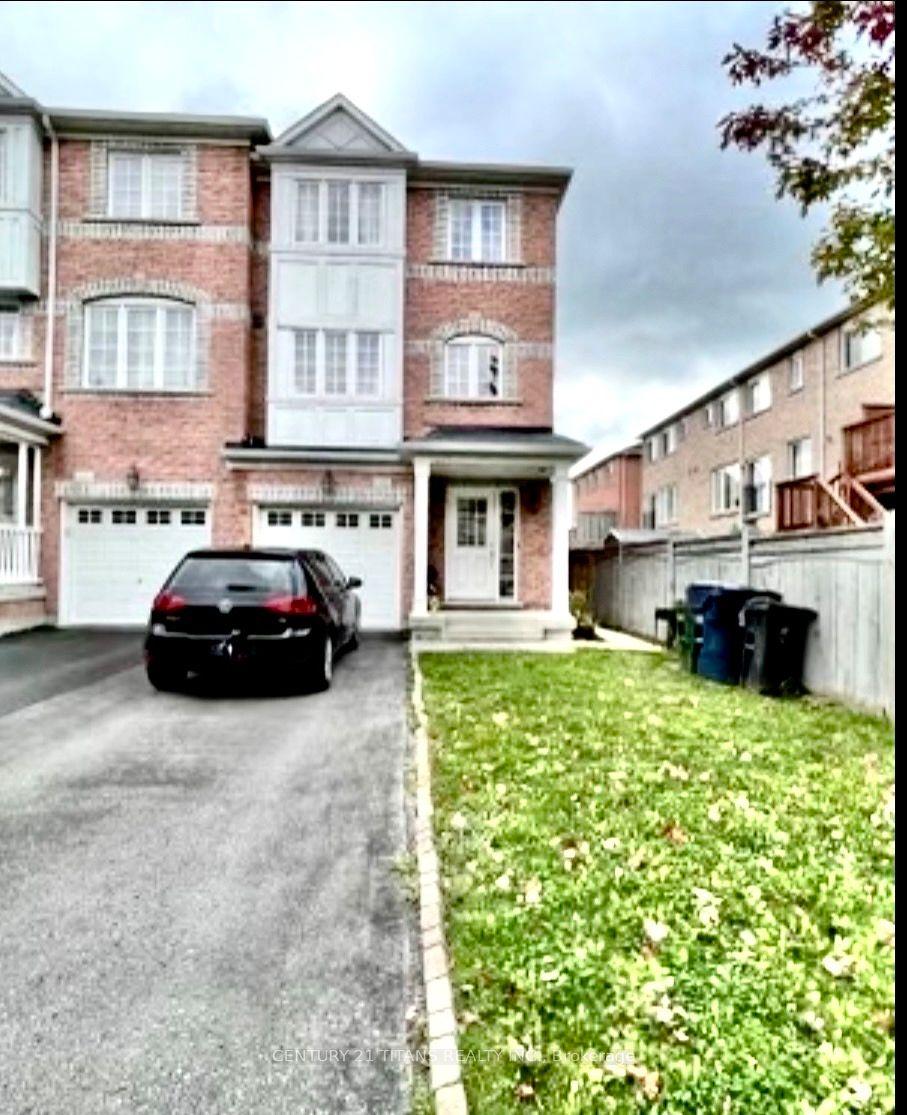 11 Etienne Street Lower #Lower — photo 1