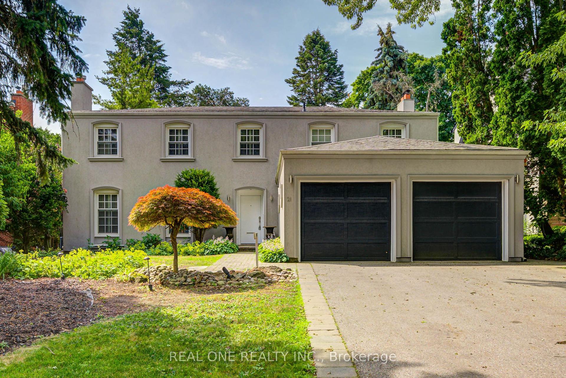 21 Alcaine Court — photo 1