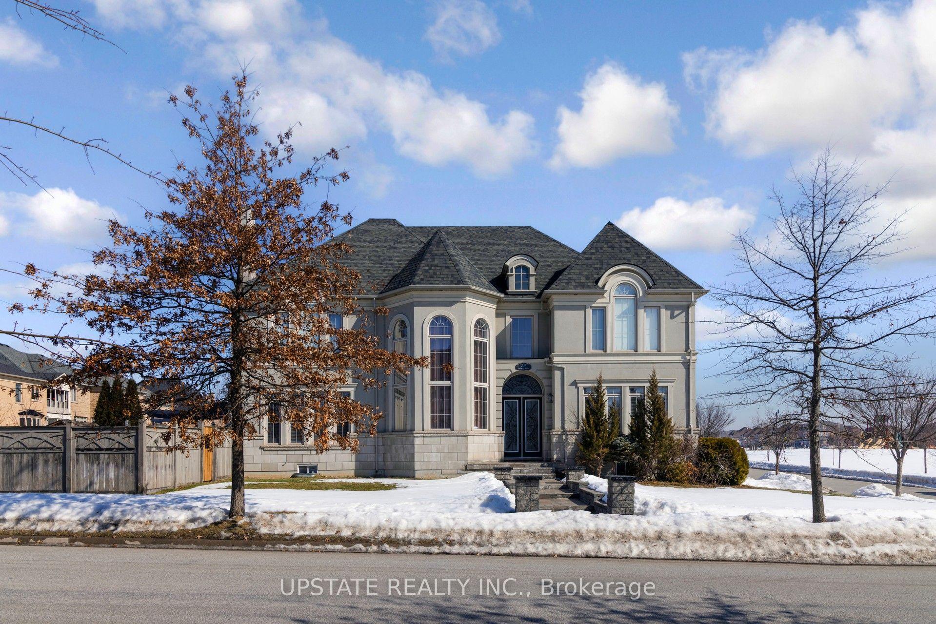 23 Dalmeny Drive — photo 1