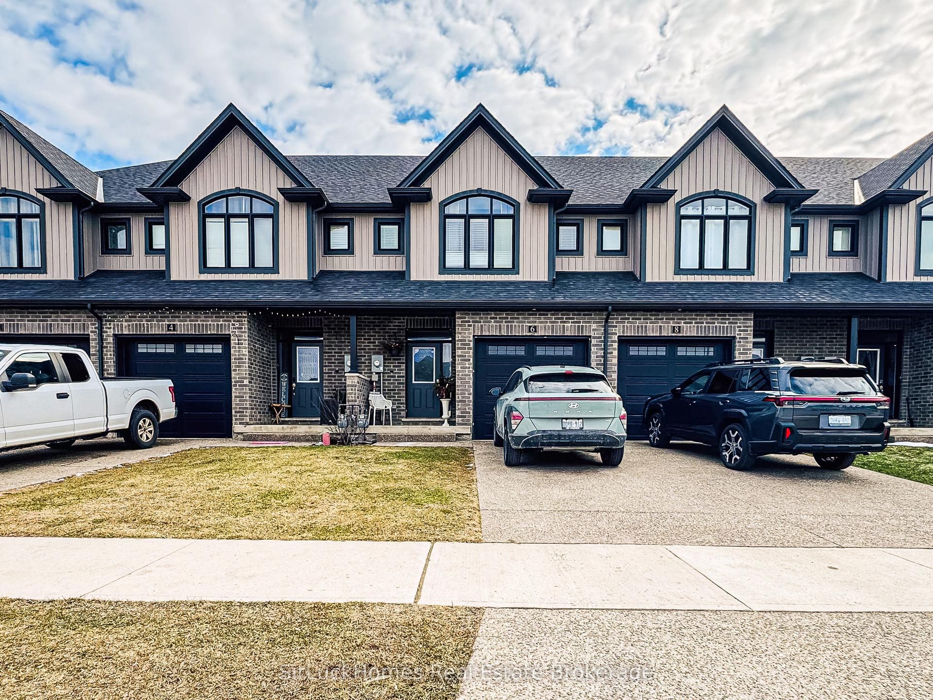 6 Spring Crest Way — photo 1