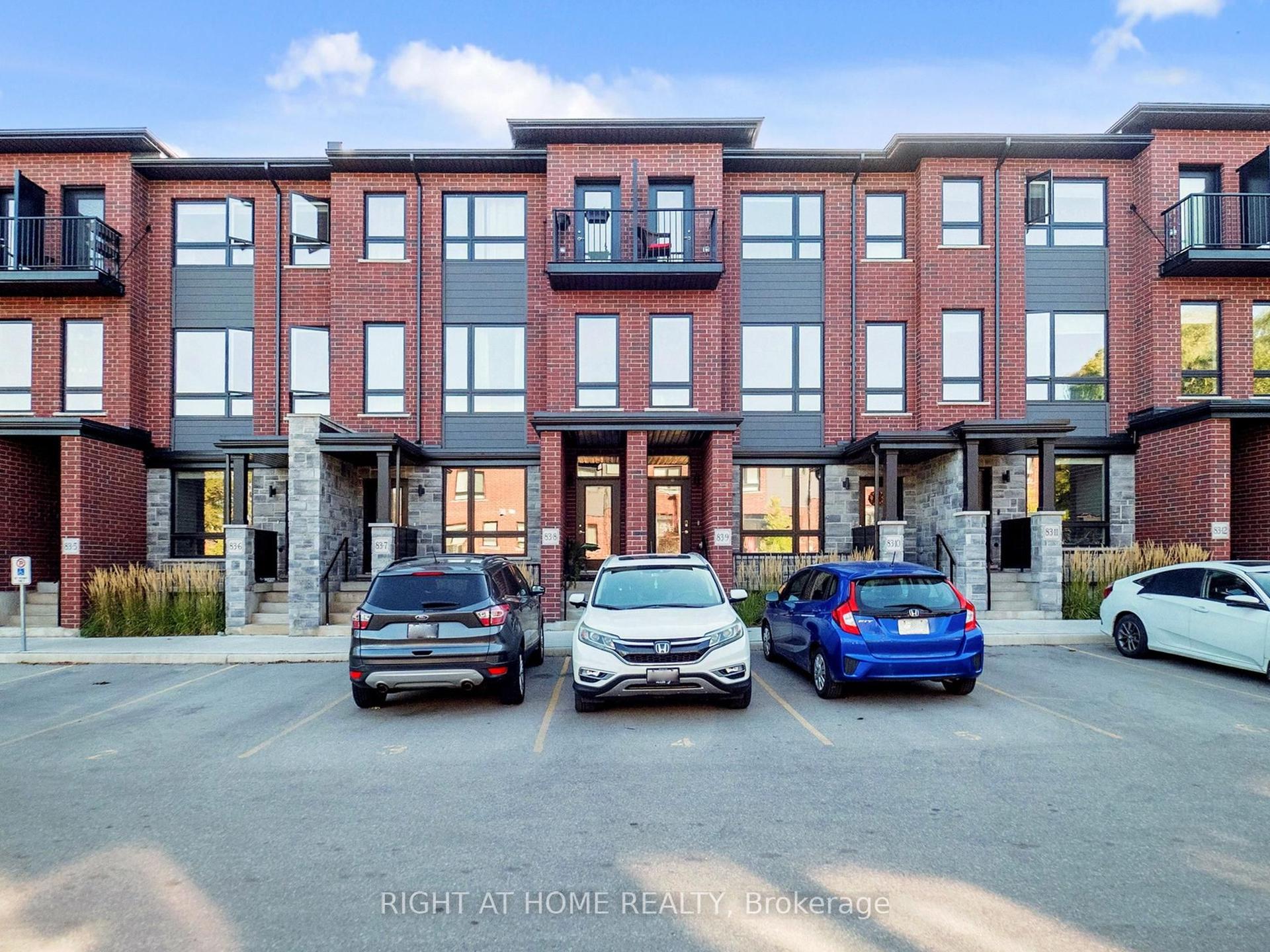 83 Beechwood Avenue 07 #07 — photo 1
