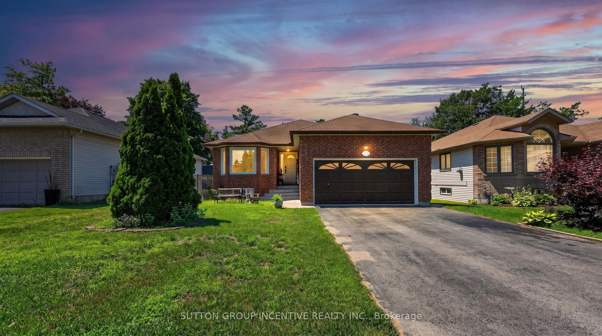 6 Riverdale Drive, Wasaga Beach — Detached for sale, photo 1