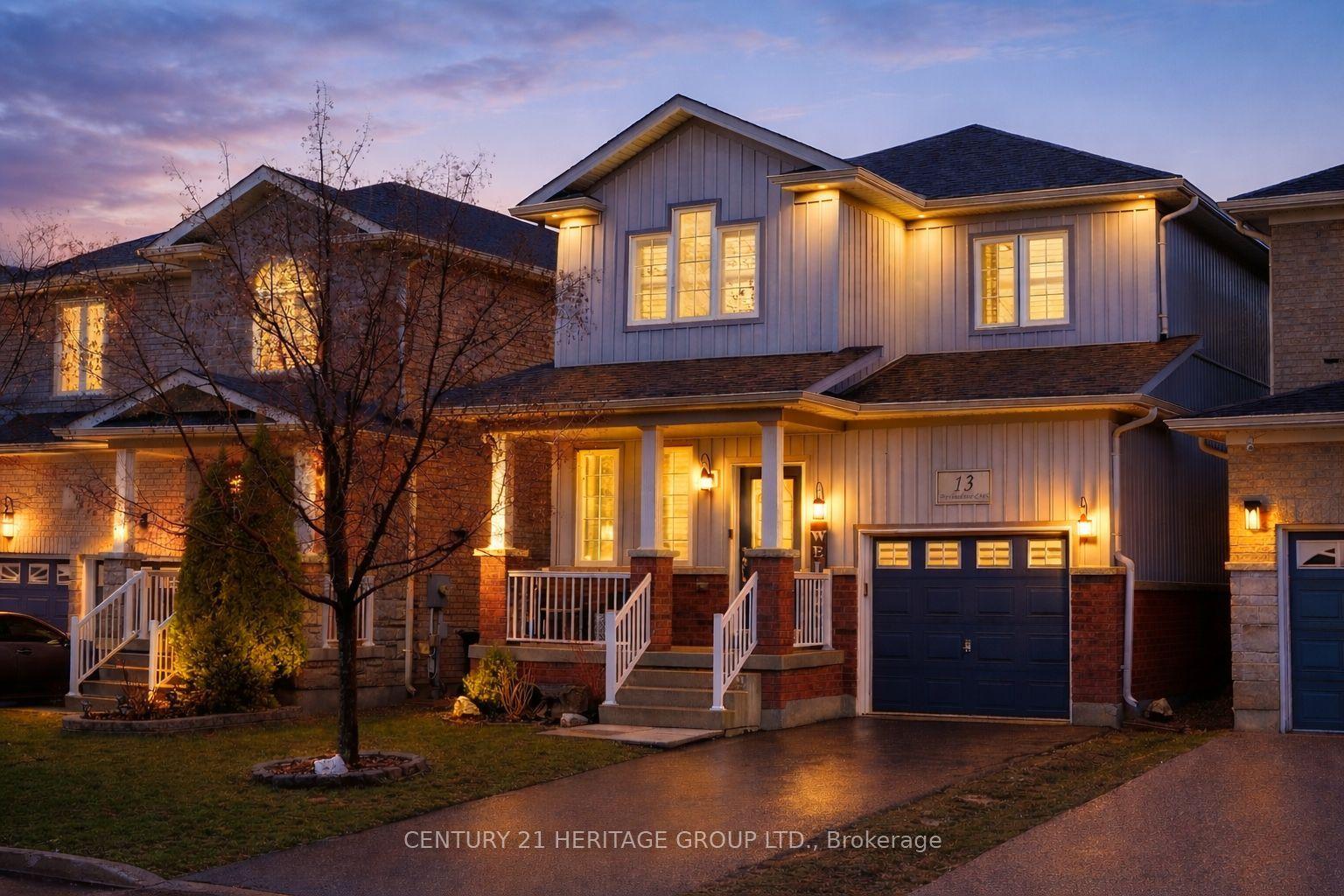 13 Richardson Crescent — photo 1