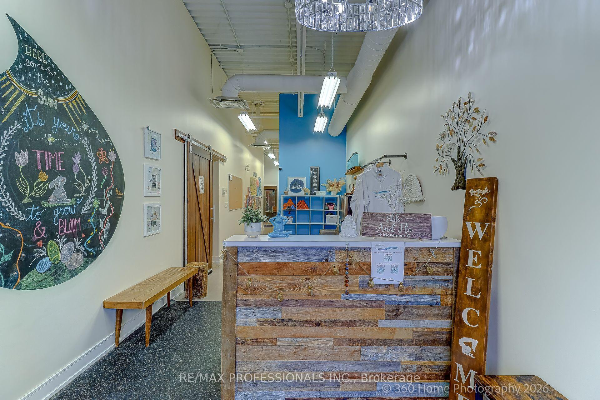 125 Hawkview Boulevard 8/9 #8/9 — photo 1