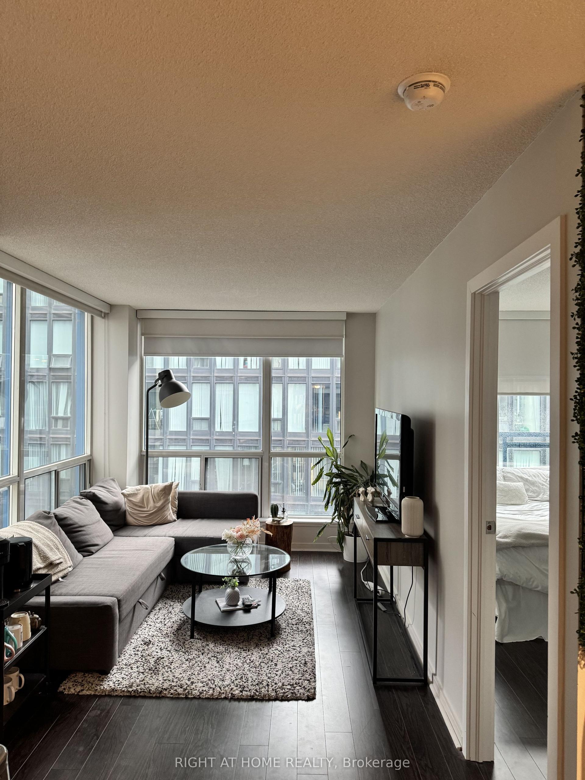 75 Dalhousie Street 1013 #1013 — photo 1