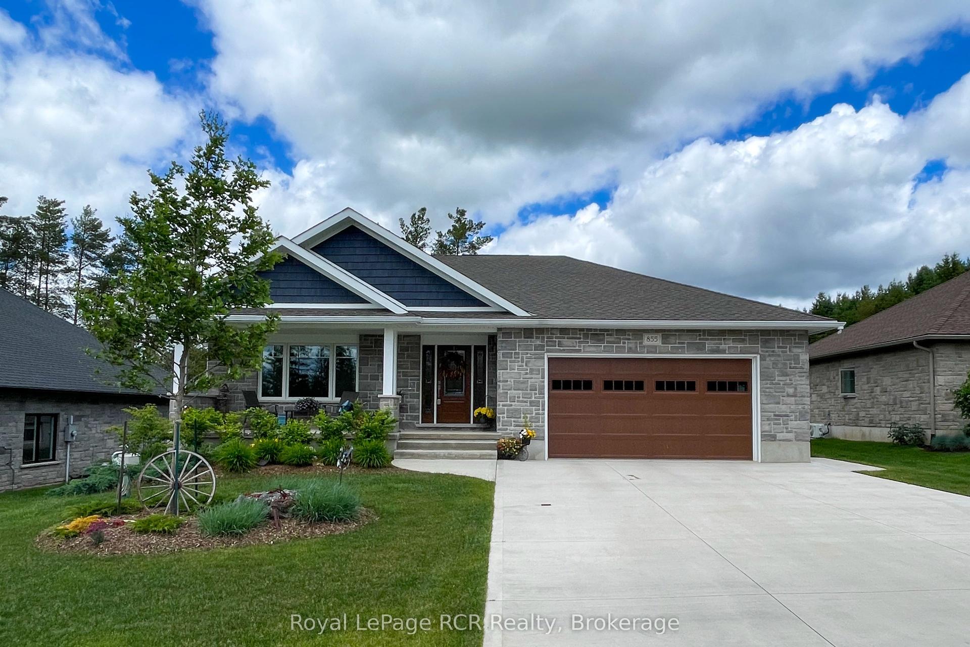 855 17th Street, Hanover — Detached for sale, photo 1