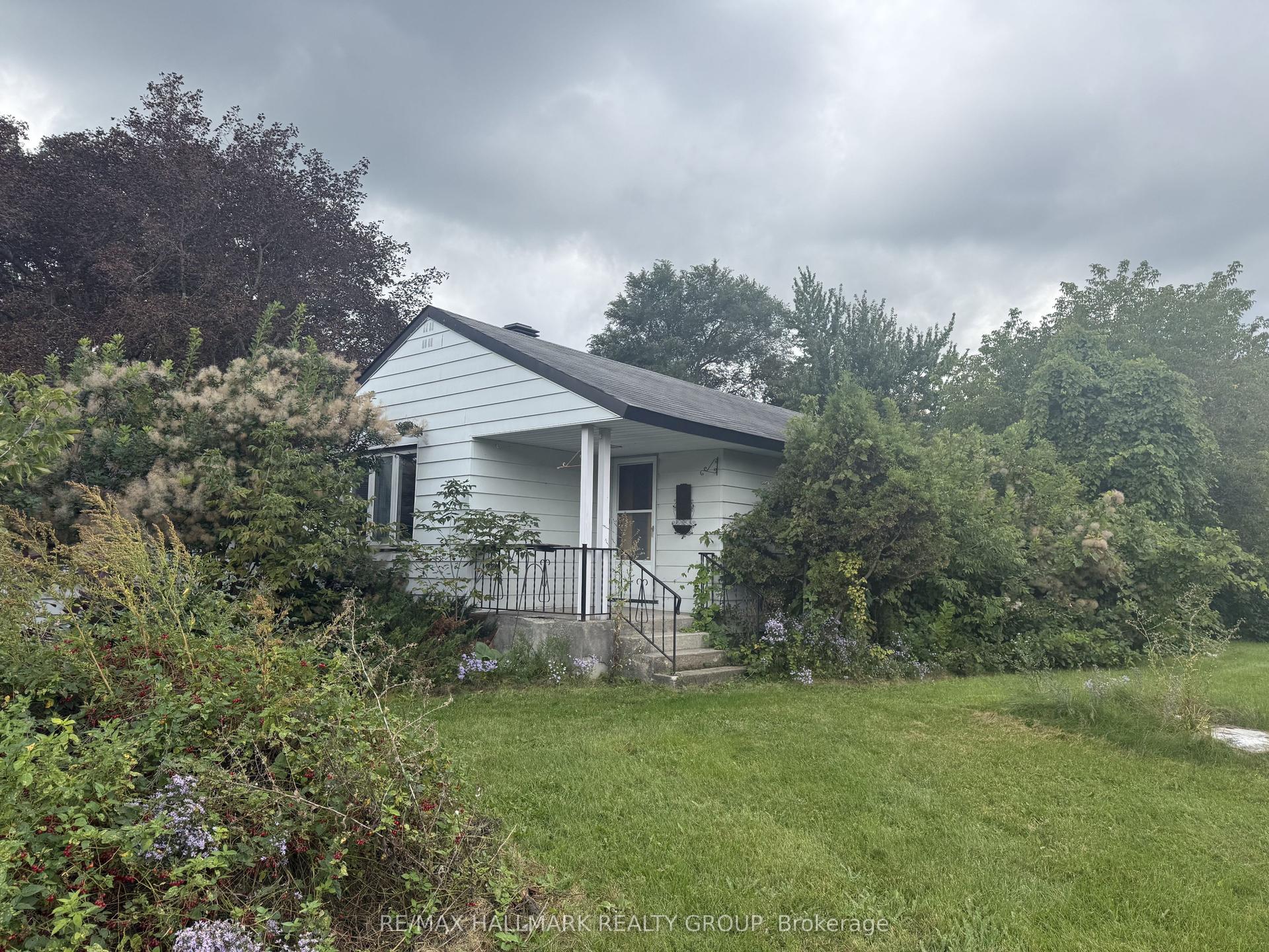 16 Donegal Road, Stittsville - Munster - Richmond — Detached for lease, photo 1