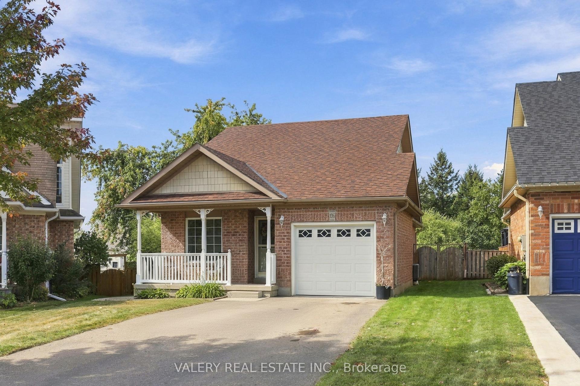 106 Doctor Moore Court, Halton Hills — Detached for sale, photo 1