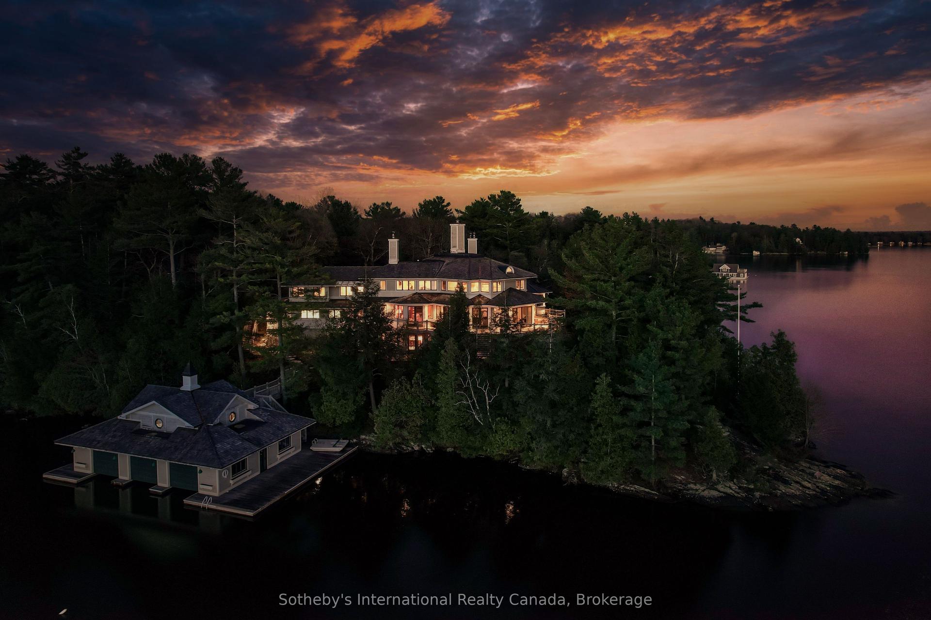 1250 WALDMERE Road Point Cottage #Point Cottage, Bracebridge — Detached for sale, photo 1